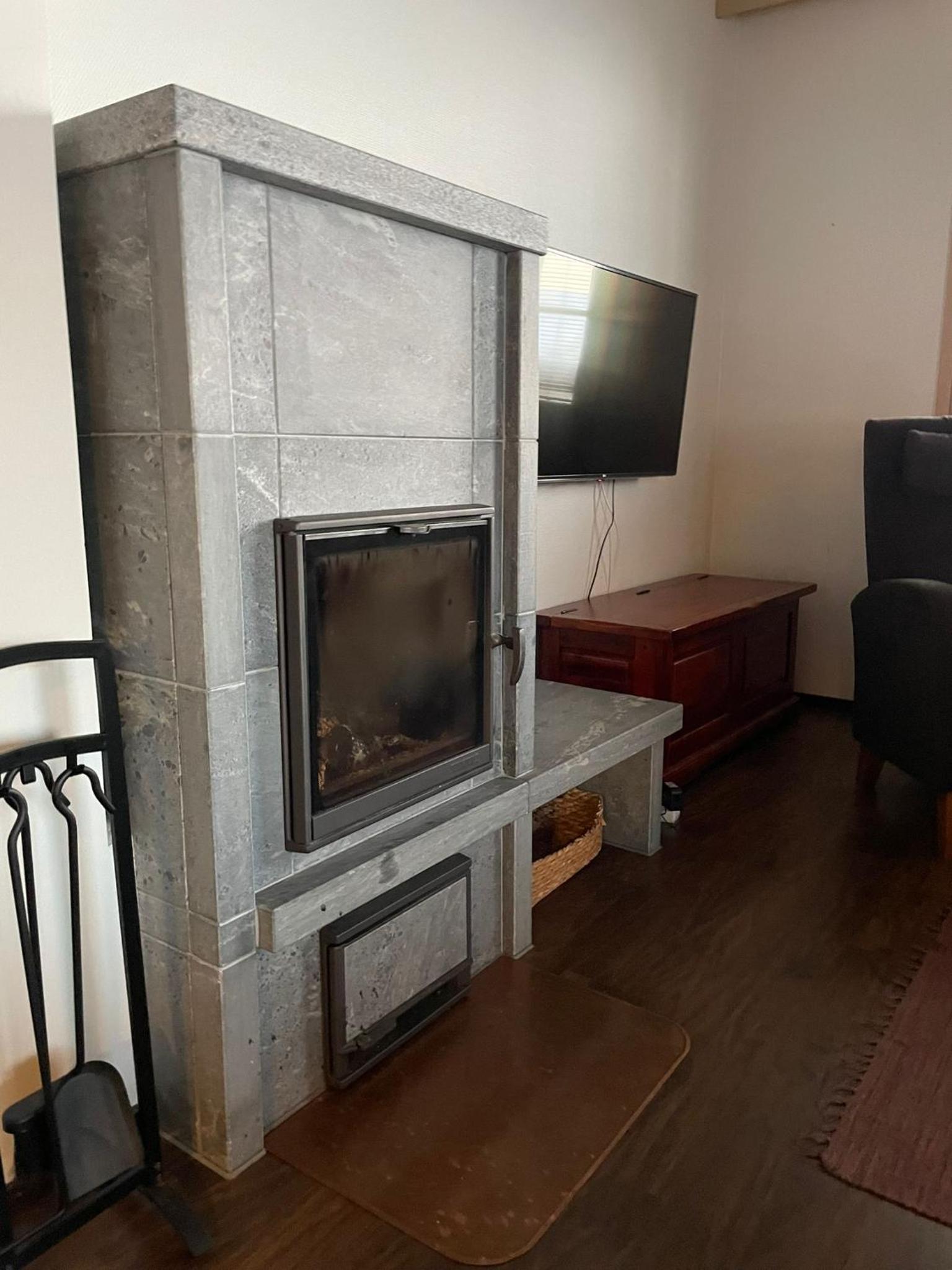 Two-Bedroom Apartment photo 2