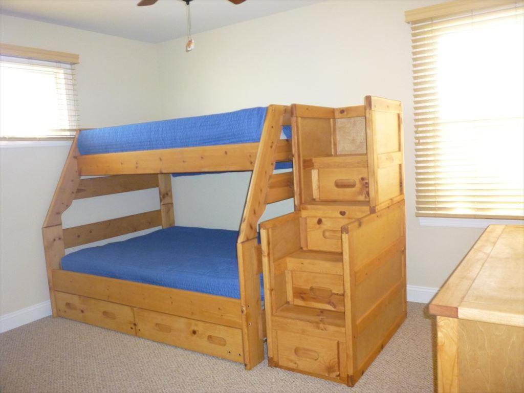 Four-Bedroom Holiday Home photo 3