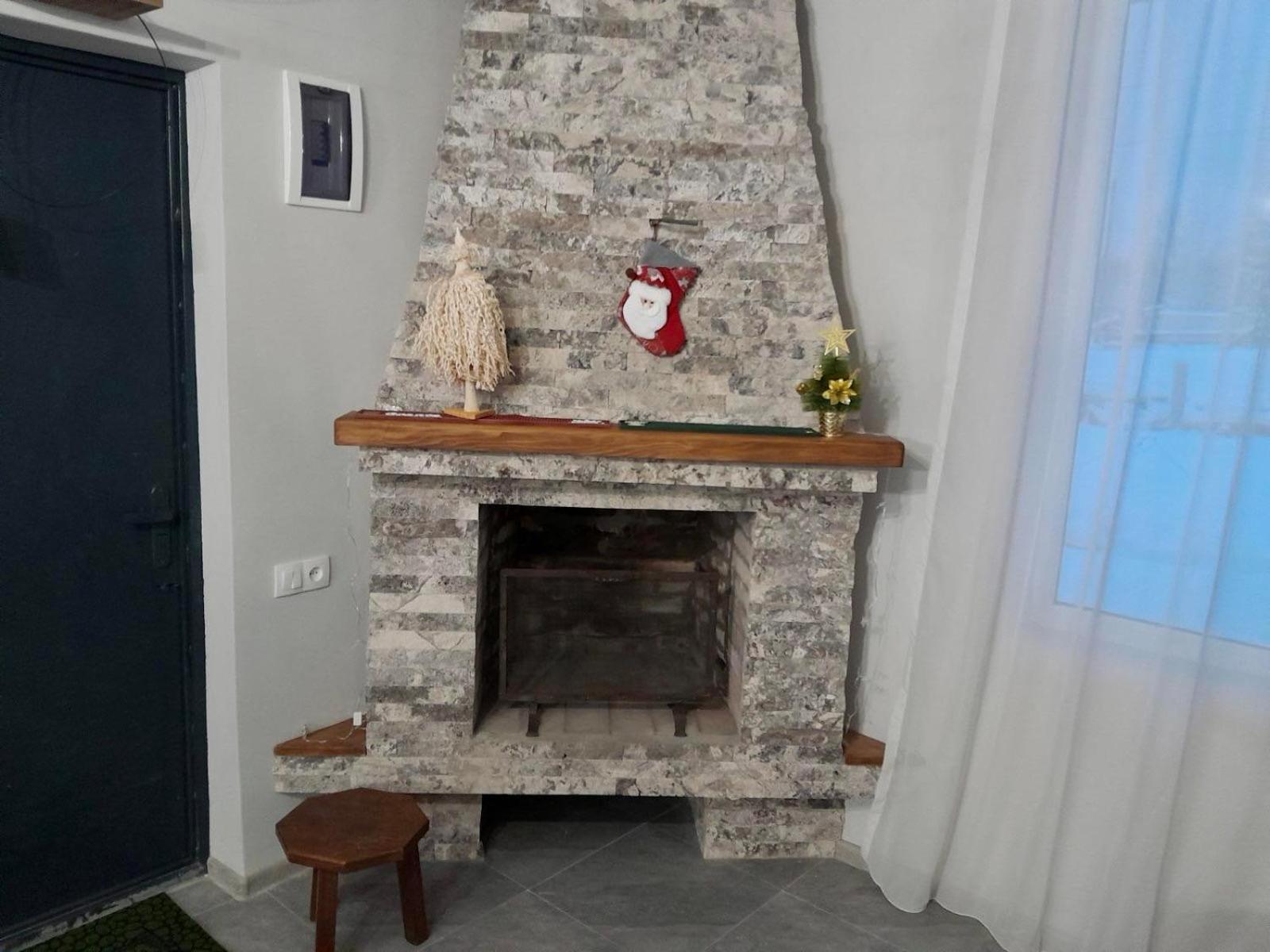 Three-Bedroom House photo 2