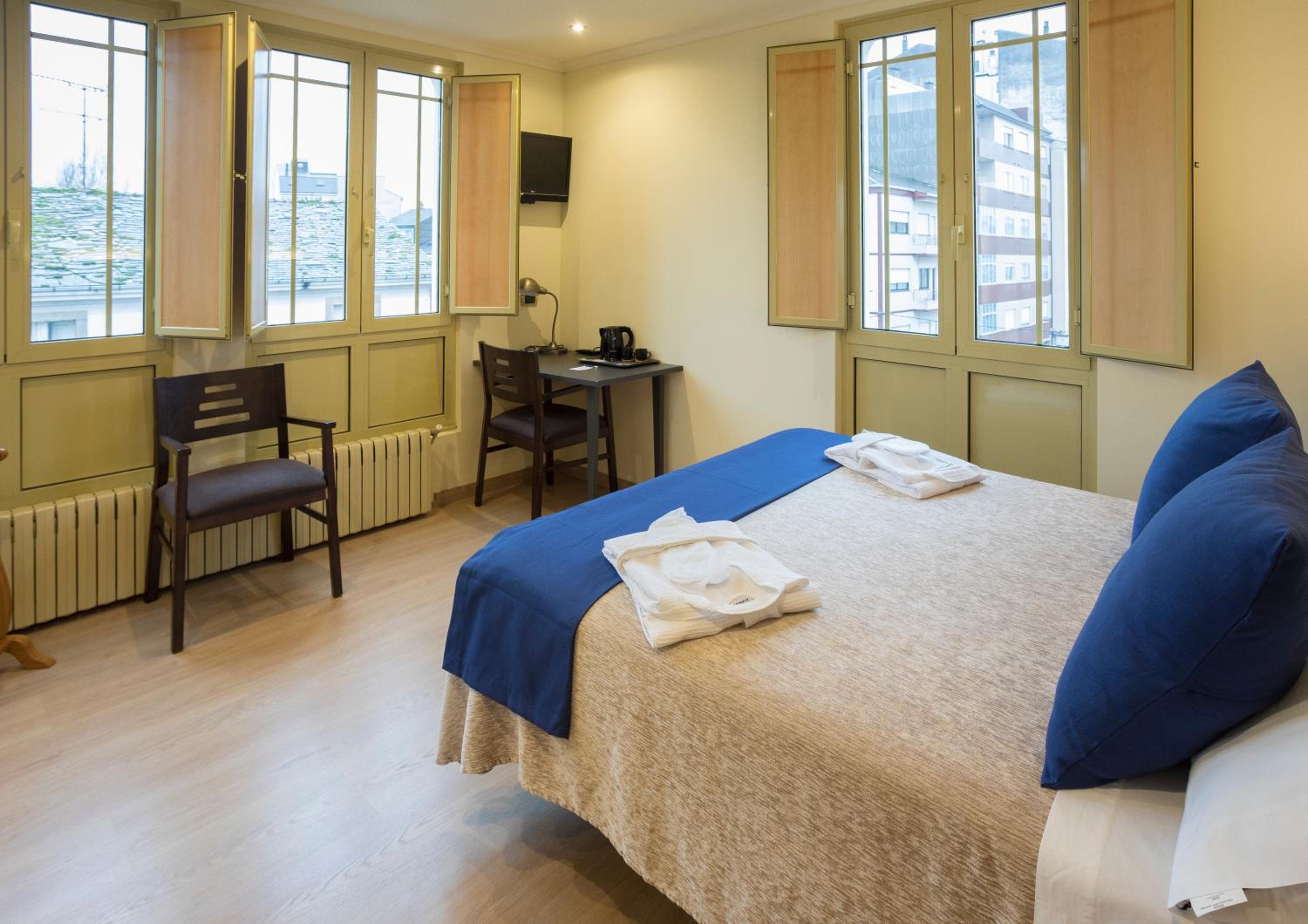 Double Room - Photo 1