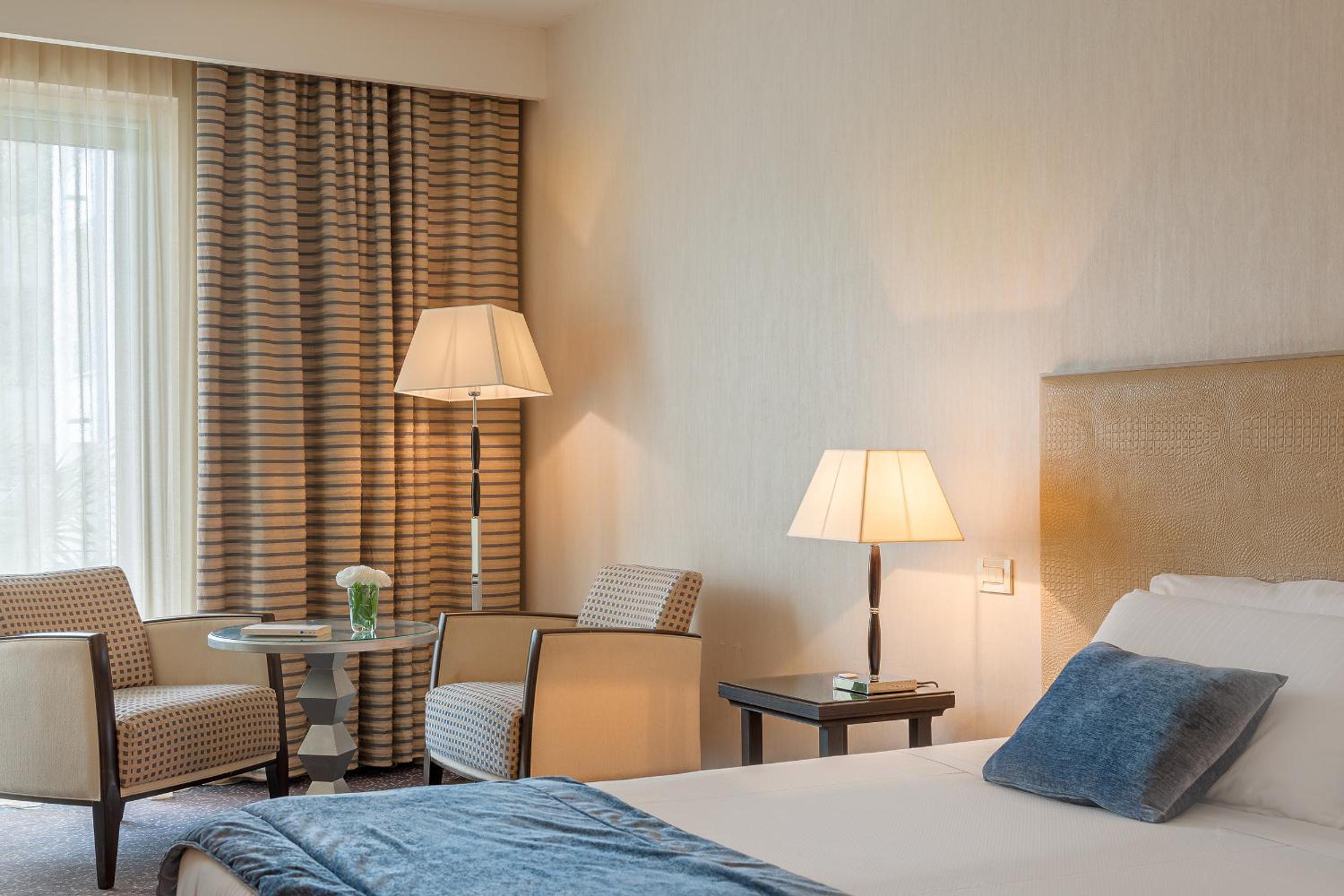 Business Double Room (1 Adult) photo 3