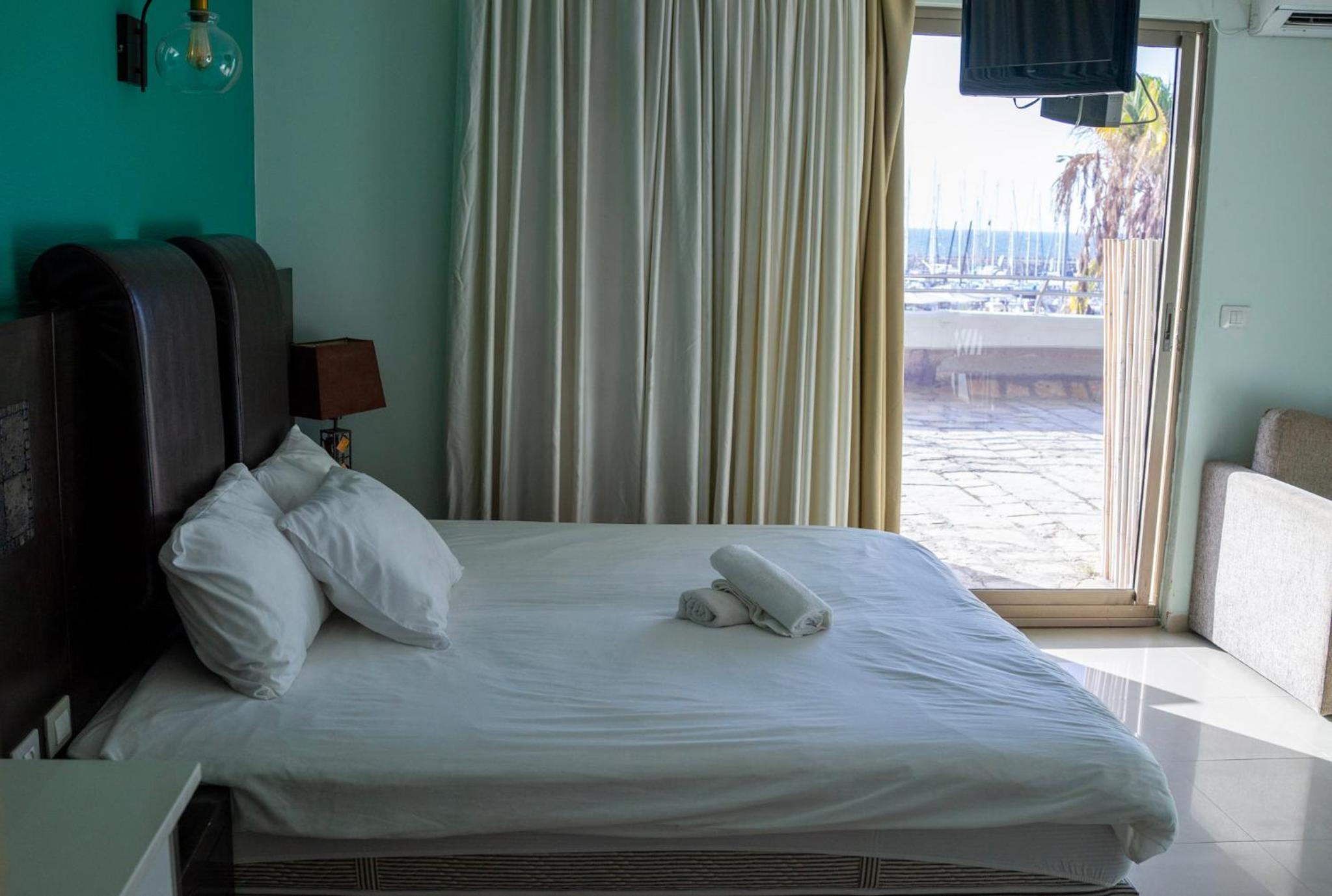Studio with Sea View - Photo 2