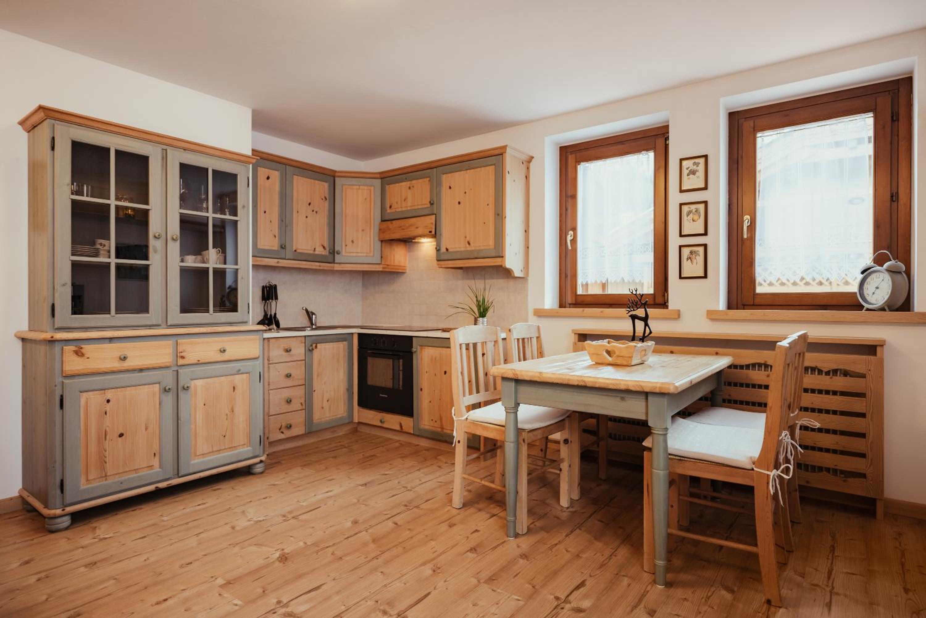 One-Bedroom Apartment - Annex photo 2