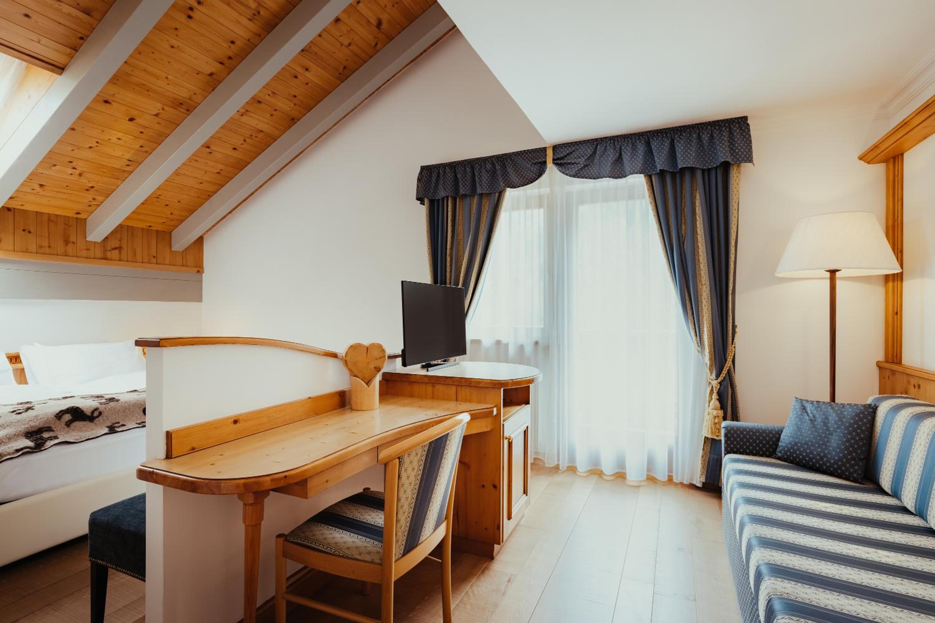 Quadruple Room - Photo 11