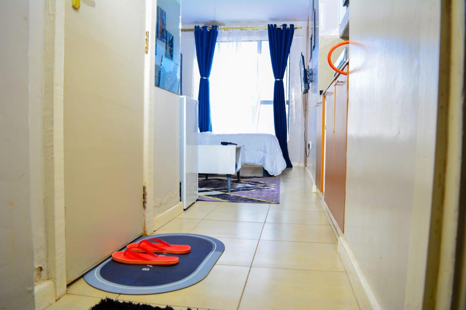 Studio Apartment photo 2