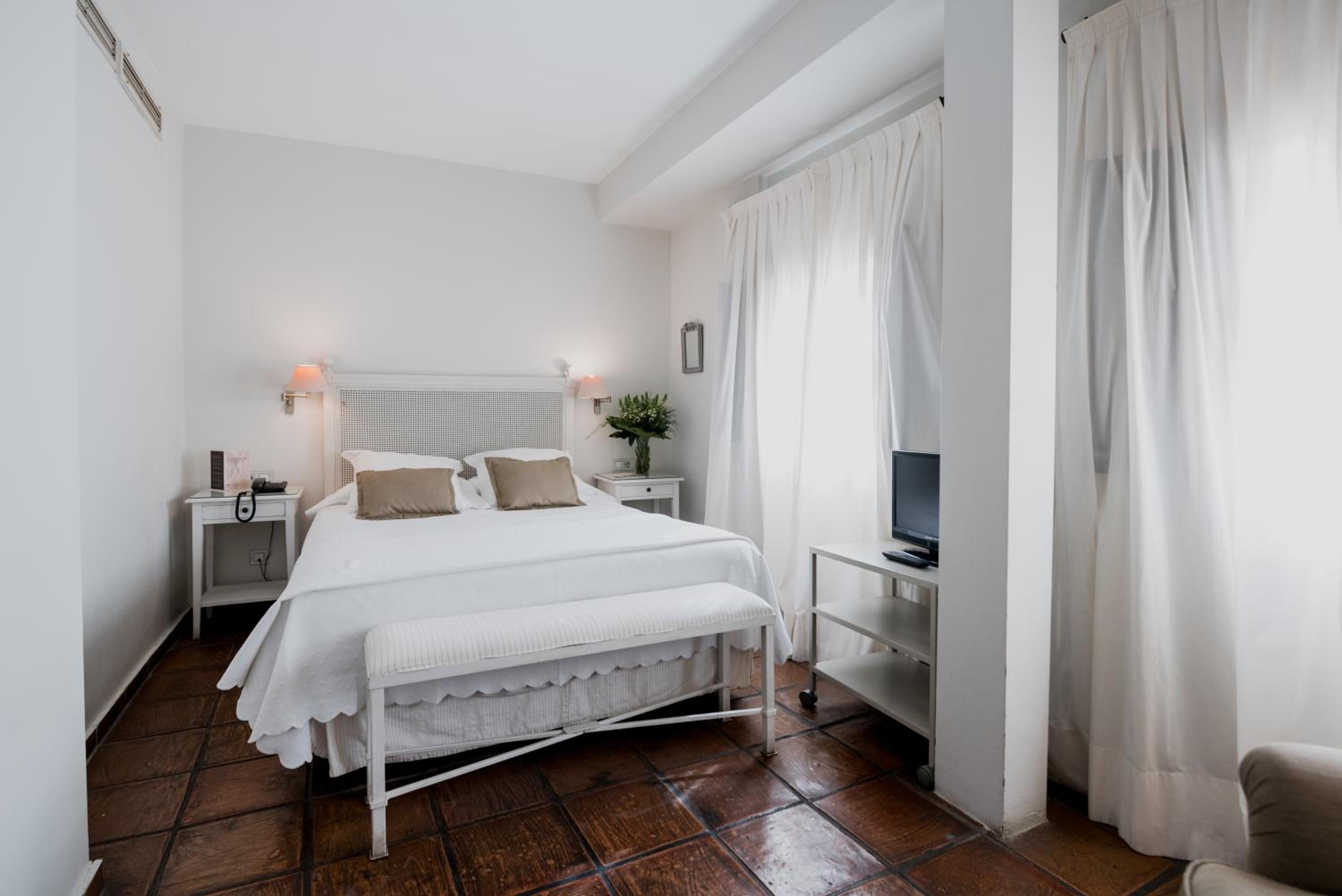 Habitación Doble Estándar o con Dos Camas Individuales.