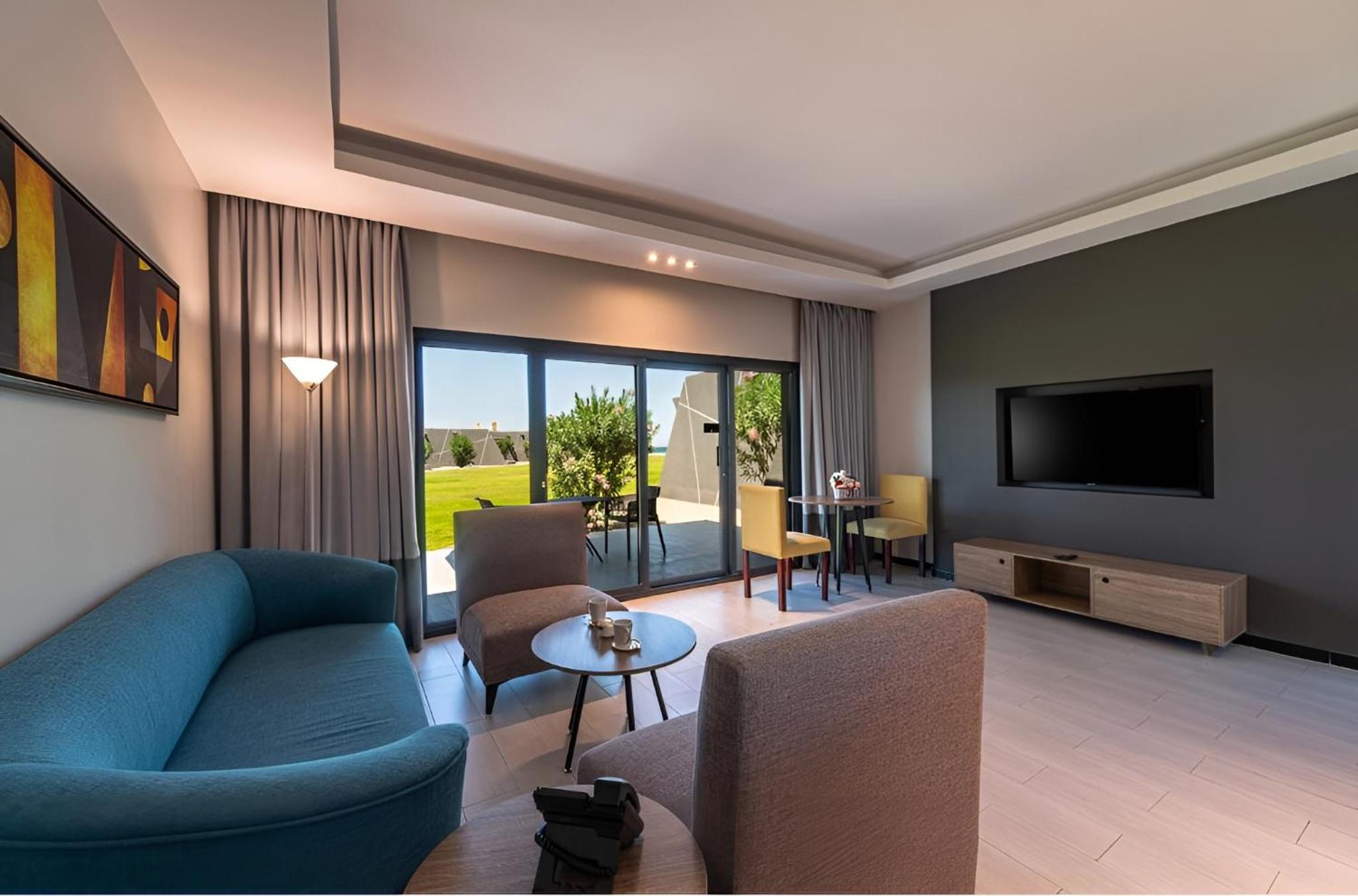 Two-Bedroom Villa - Photo 1