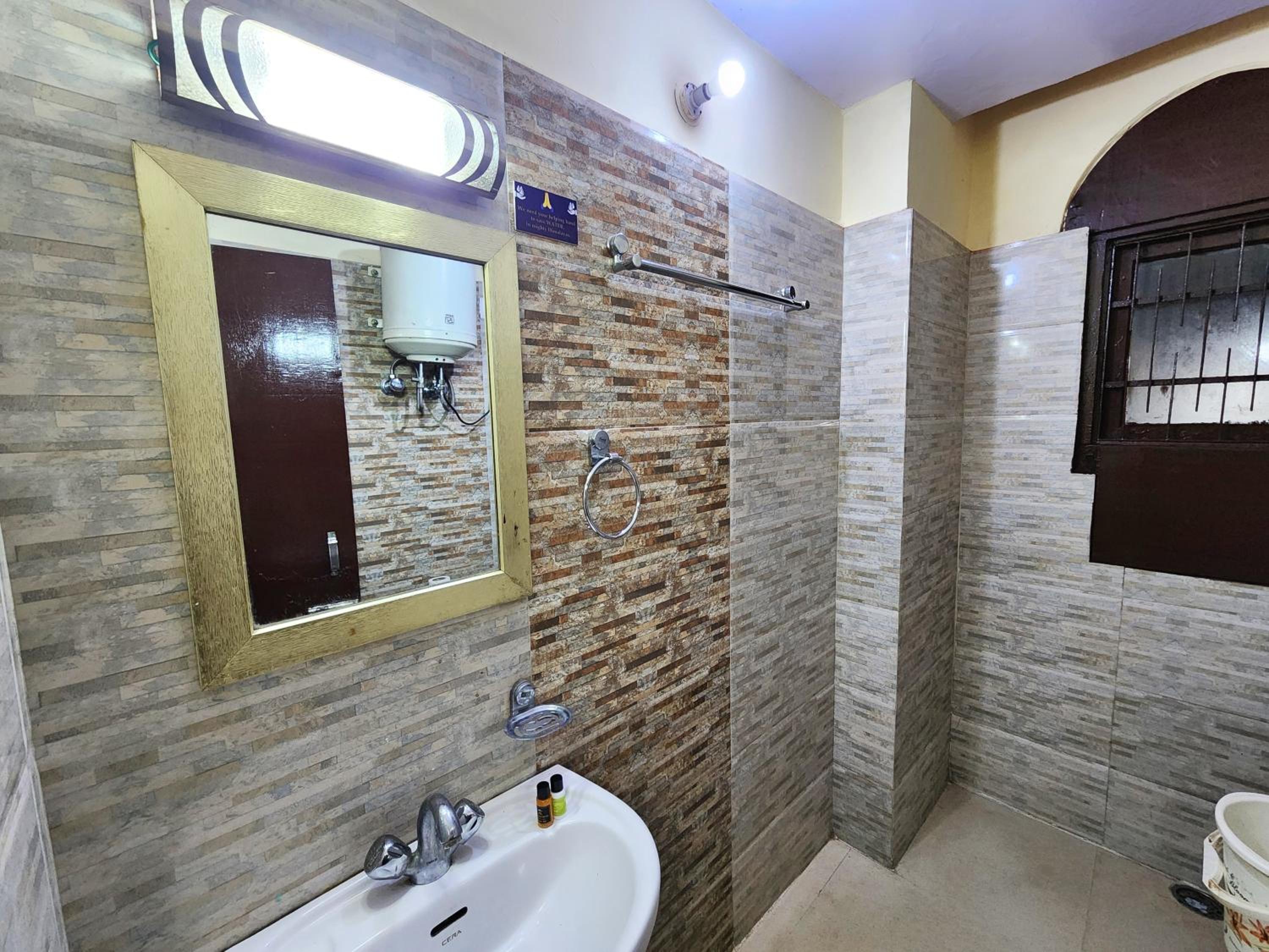 King Room - Photo 11