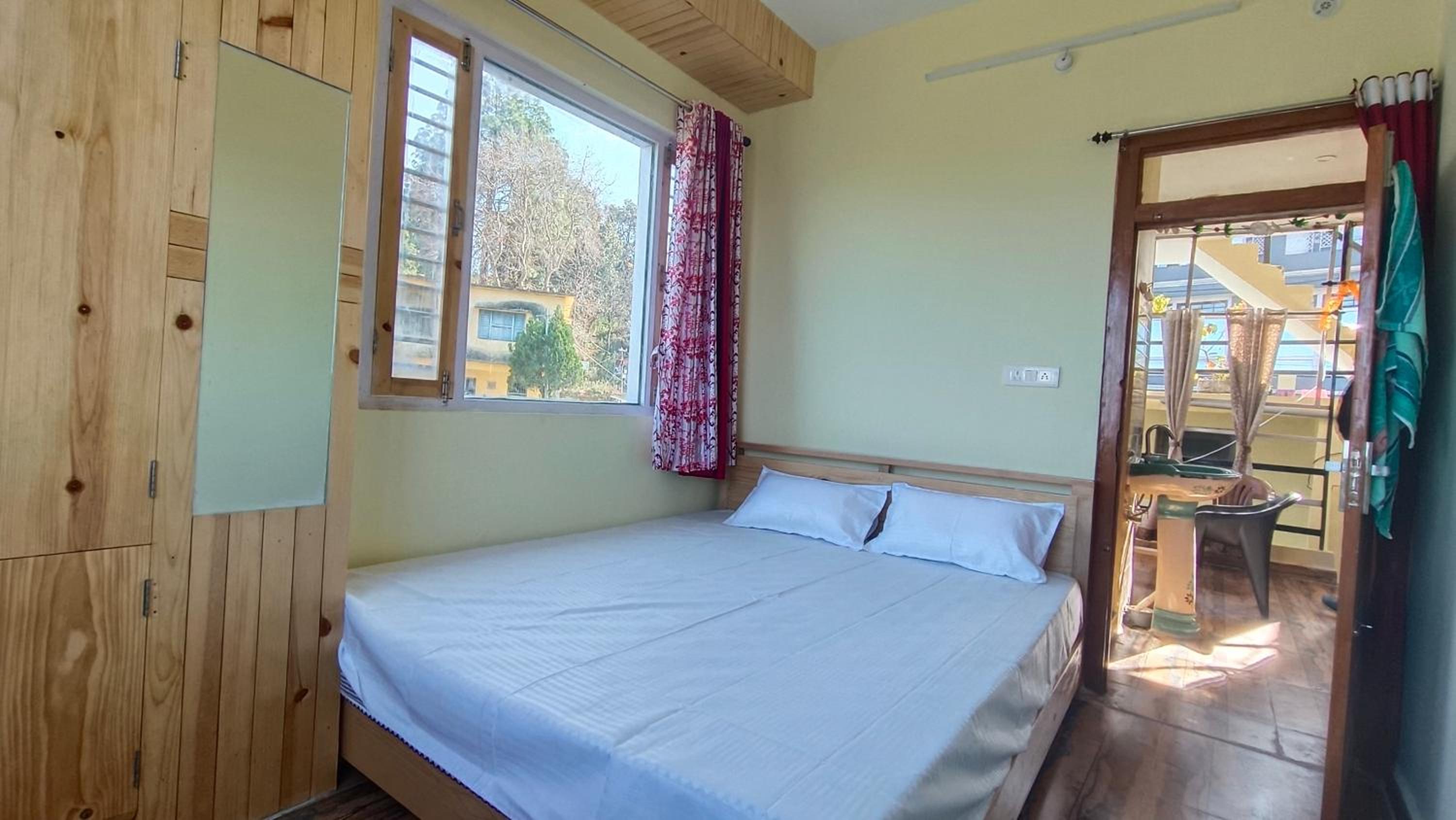 Deluxe Double Room photo 2