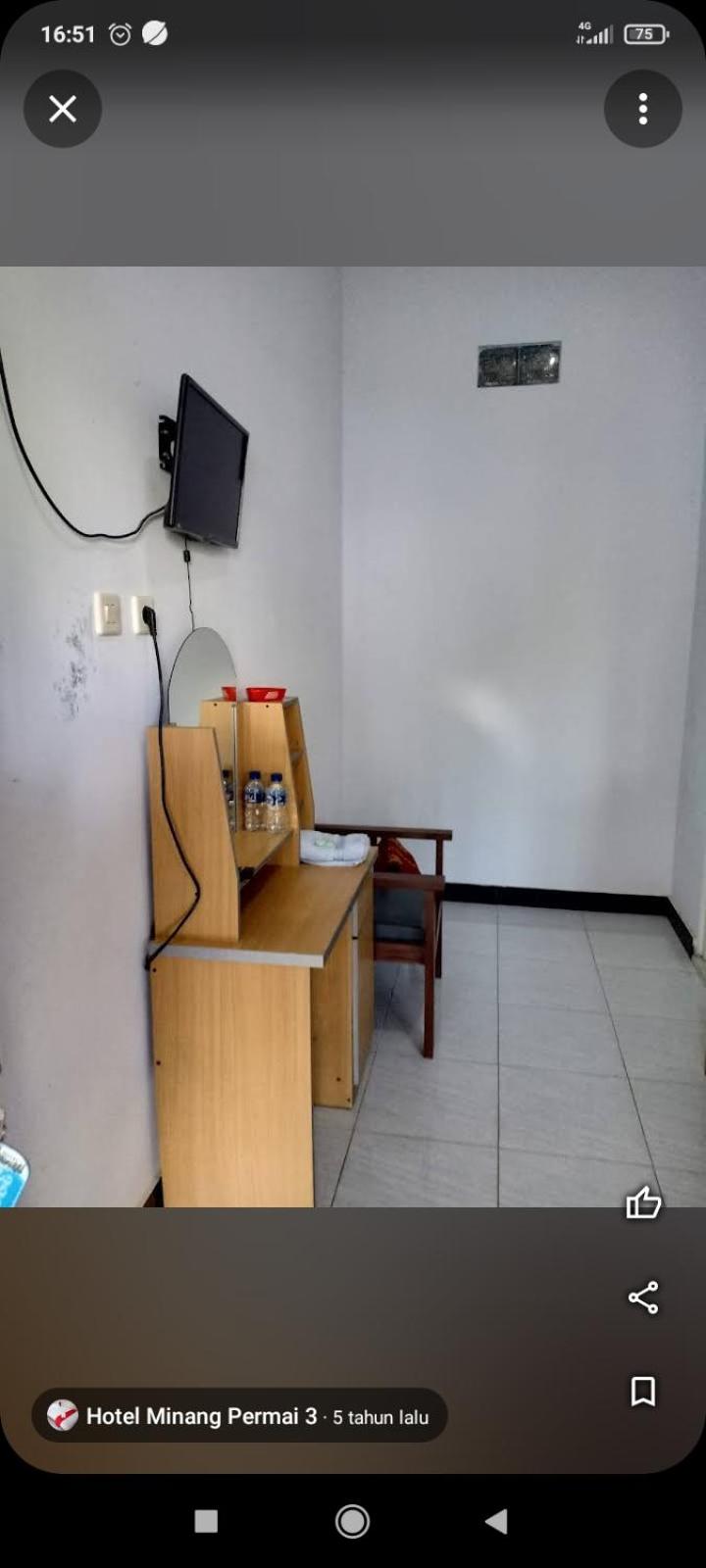 Deluxe Room (2 Adults + 1 Child) photo 1