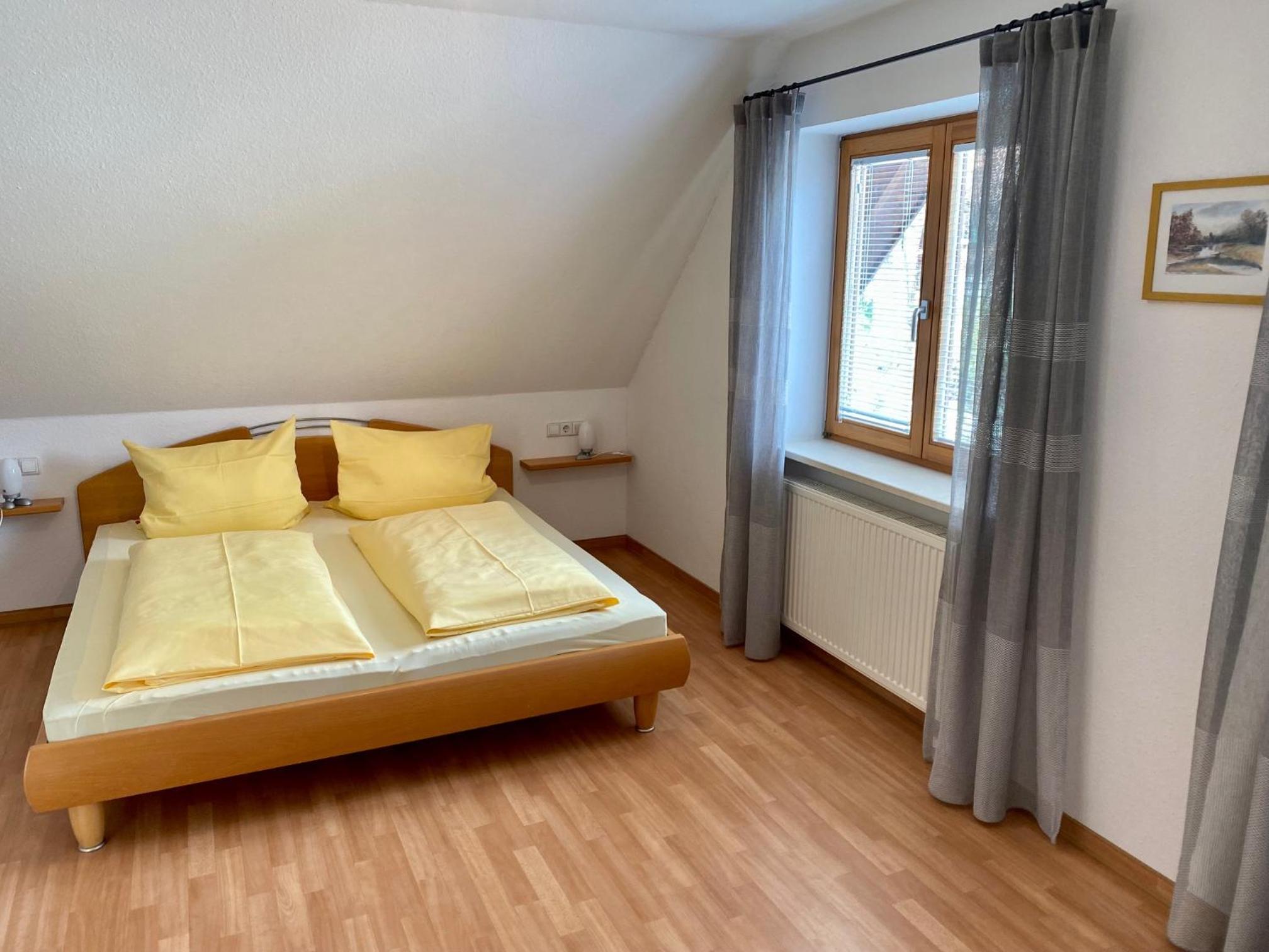 Two-Bedroom Deluxe Apartment with Garden View photo 3