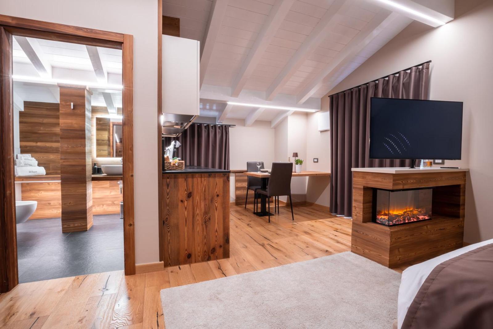 Studio Apartment