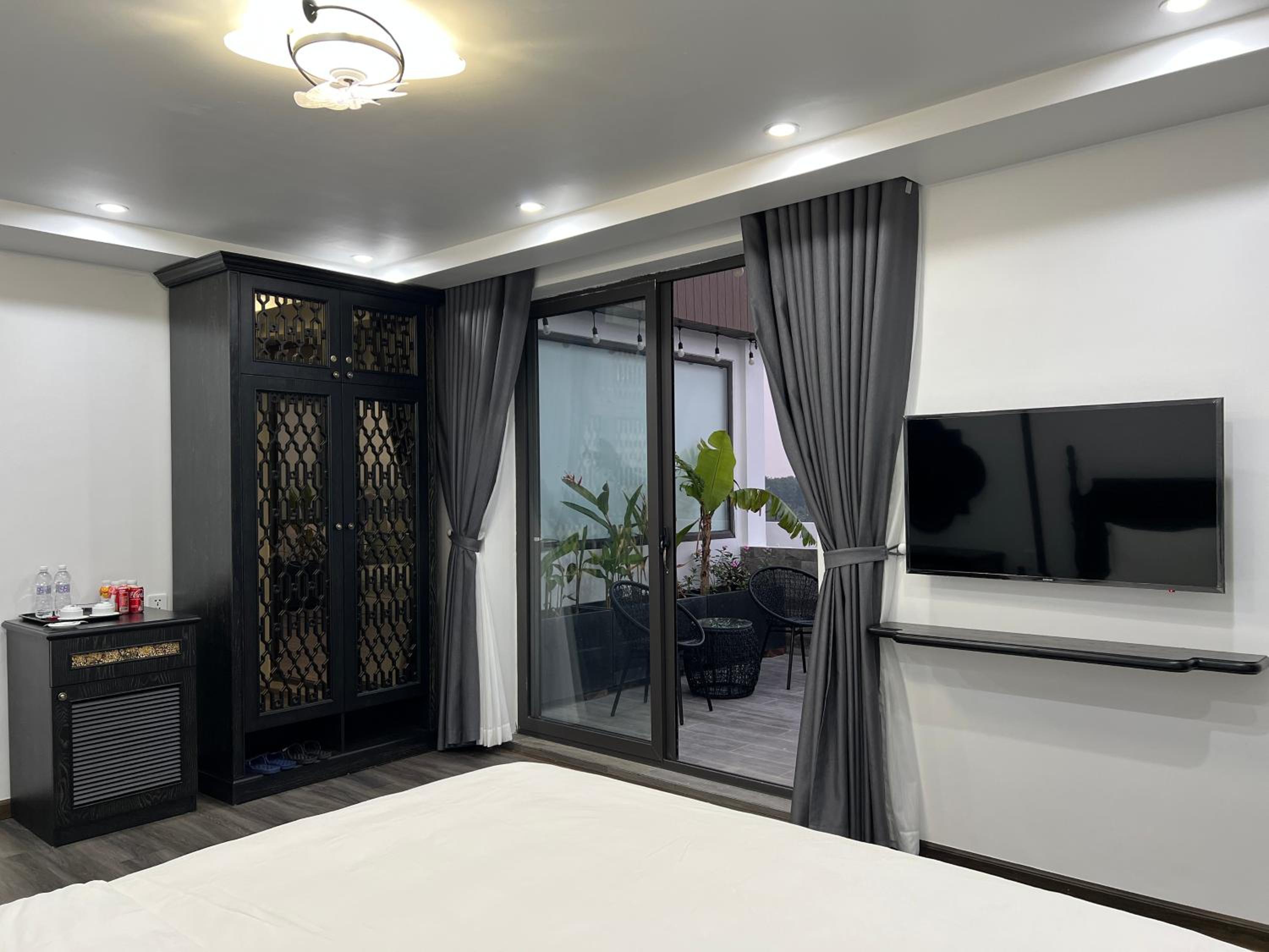 Suite with Terrace - Photo 6