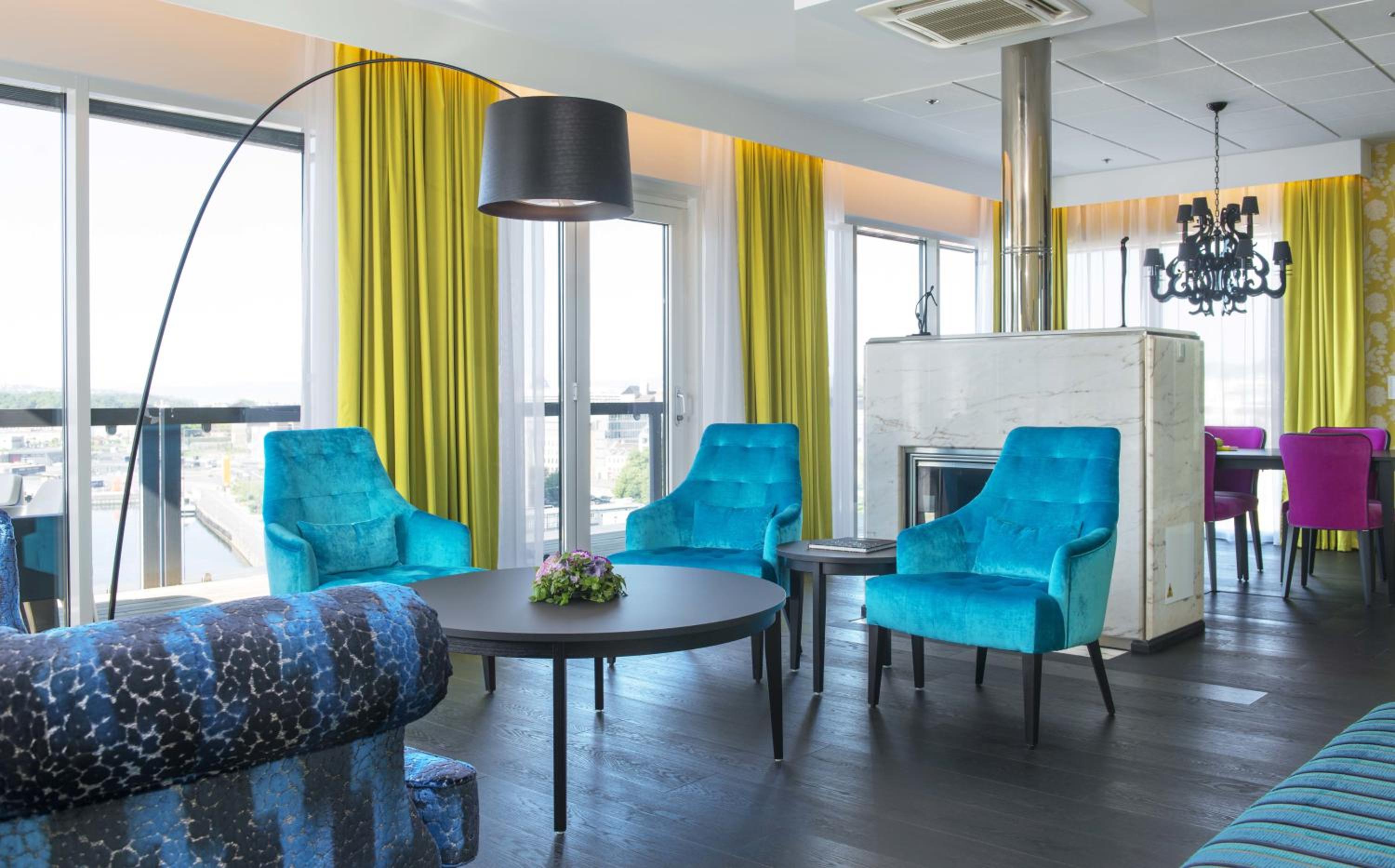 Suite - Photo 6