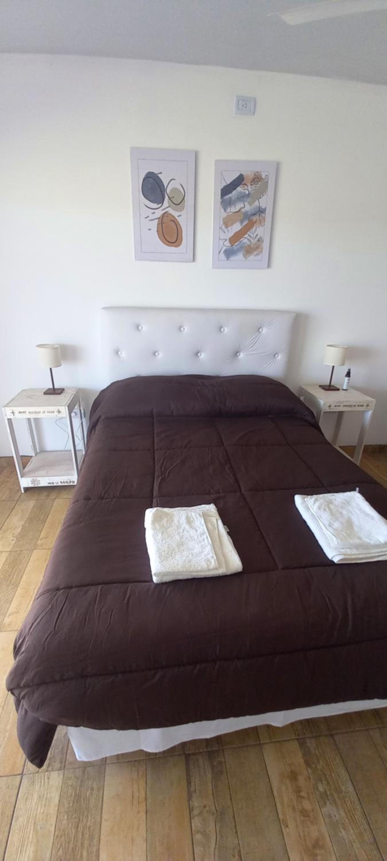 One-Bedroom House photo 1