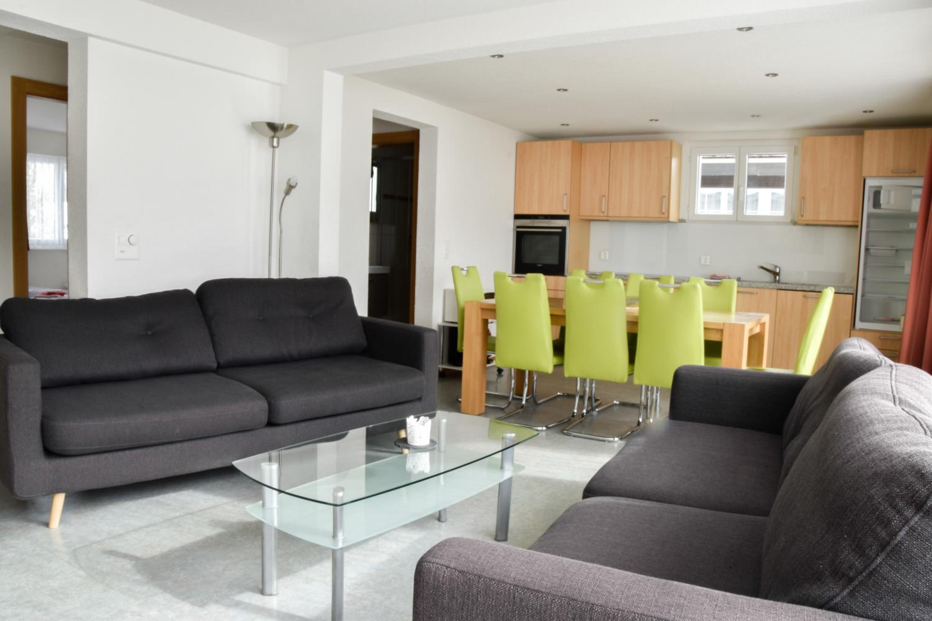 Four-Bedroom Apartment photo 3