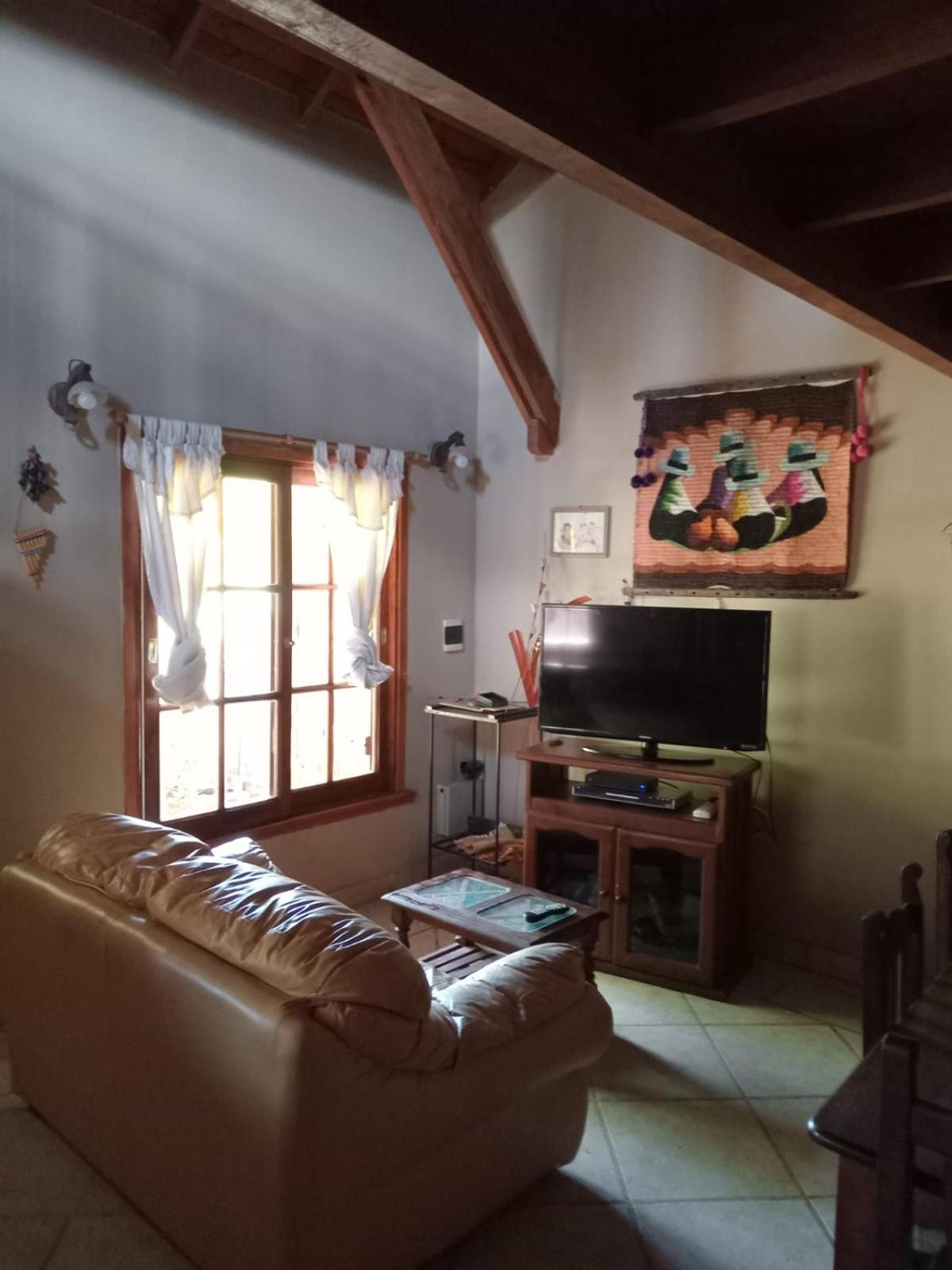 Two-Bedroom House photo 2