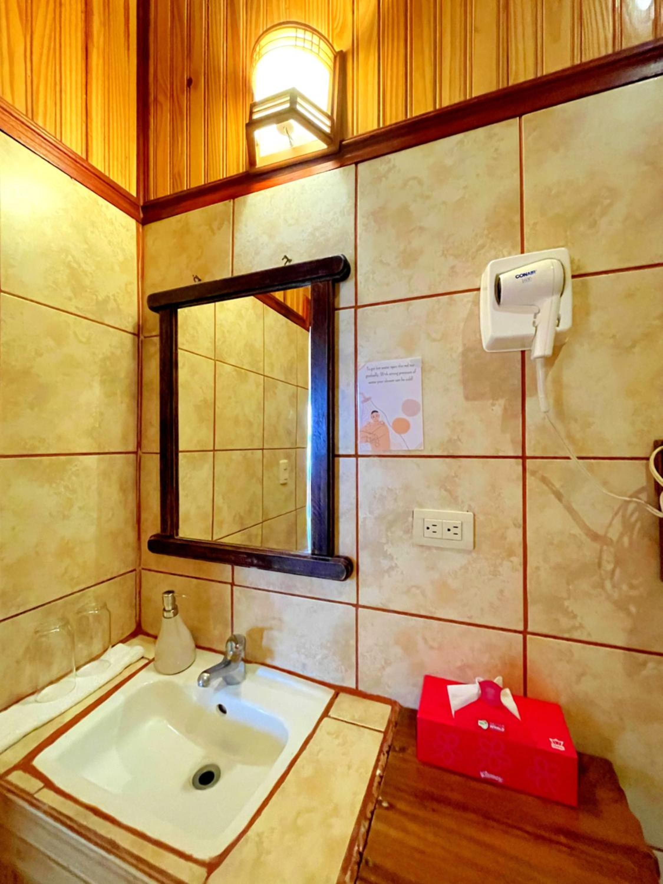 Superior Quadruple Room photo 2
