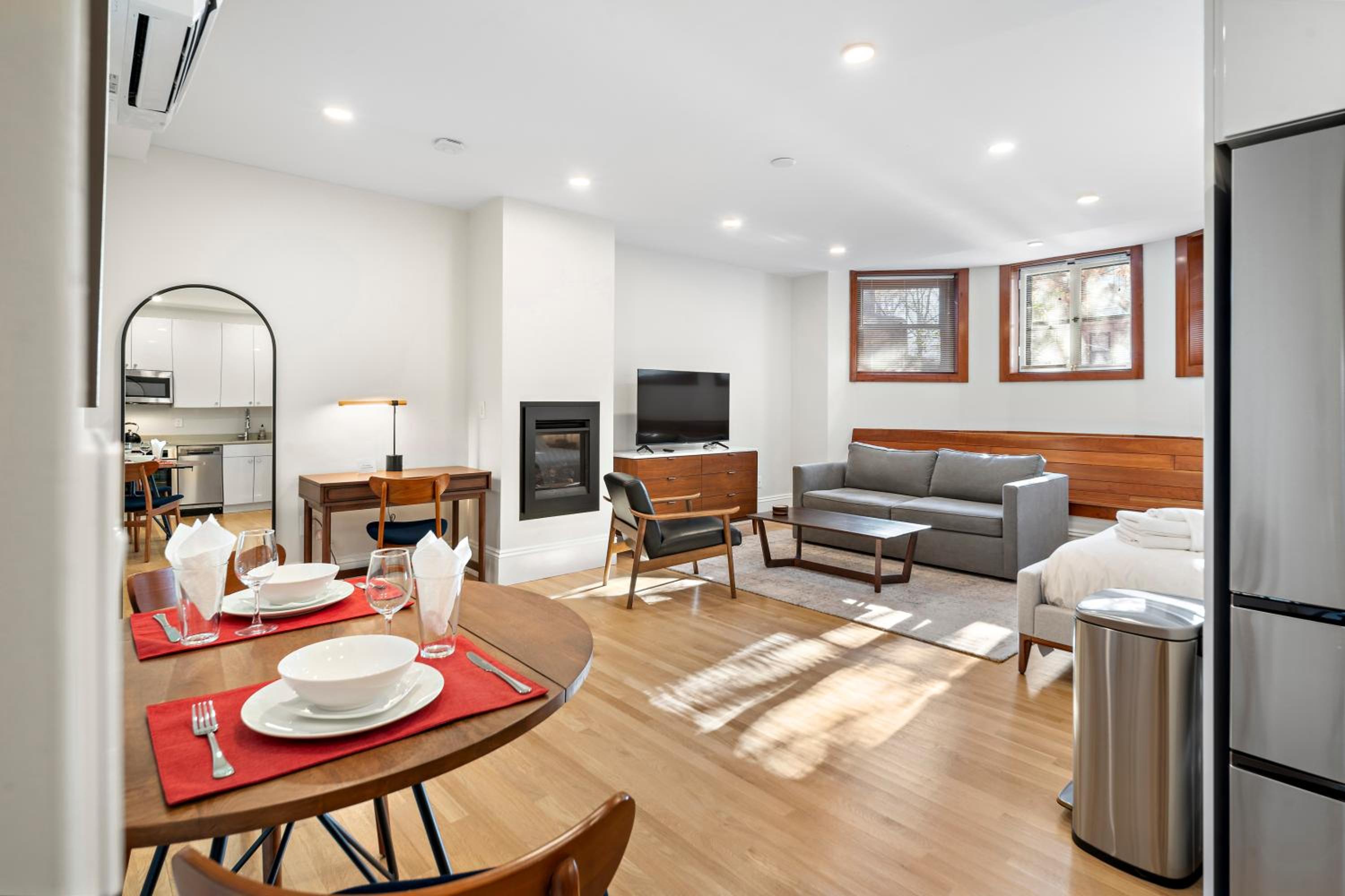 Deluxe Suite photo 3