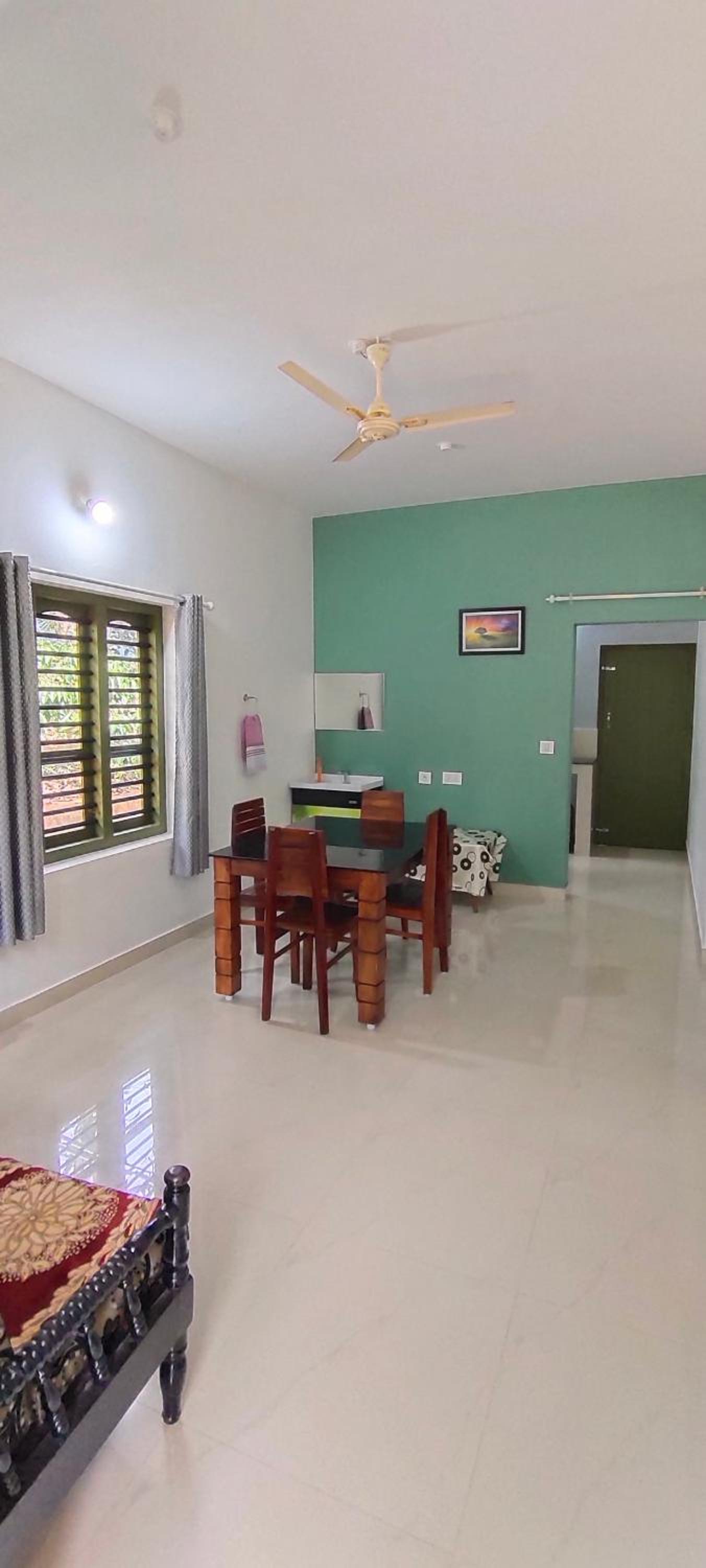One-Bedroom House photo 3