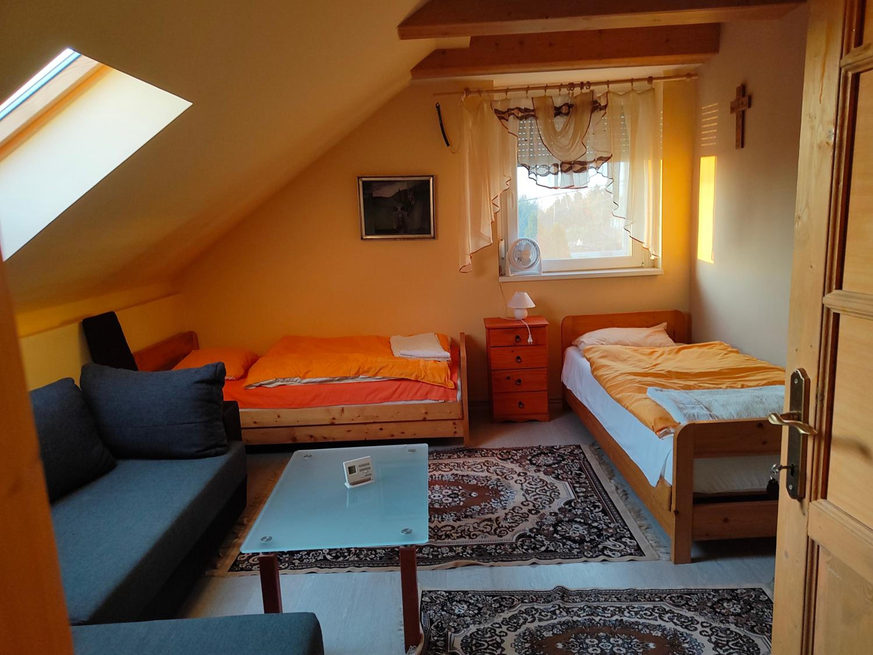 Triple Room - Photo 2