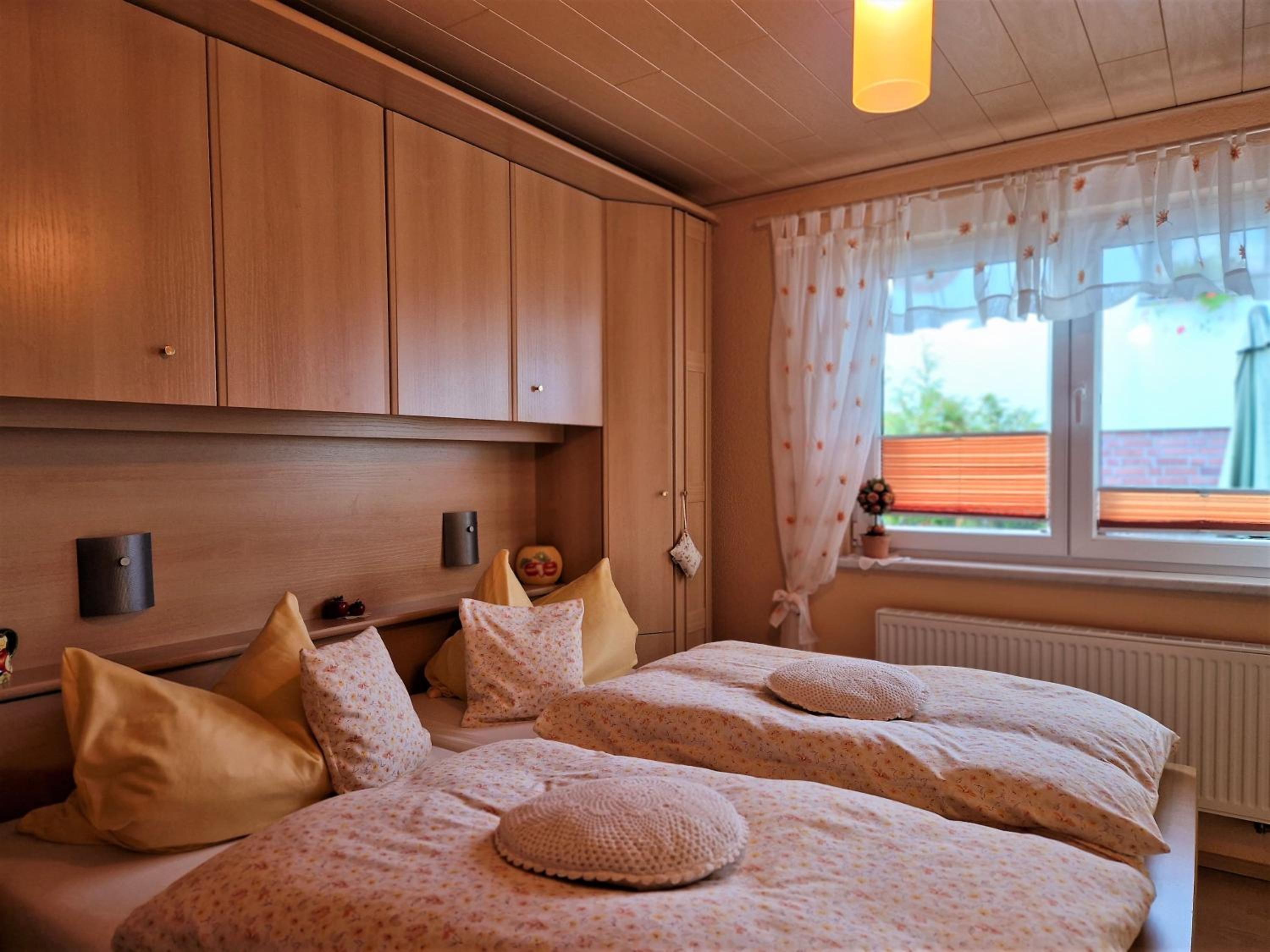 One-Bedroom House photo 1