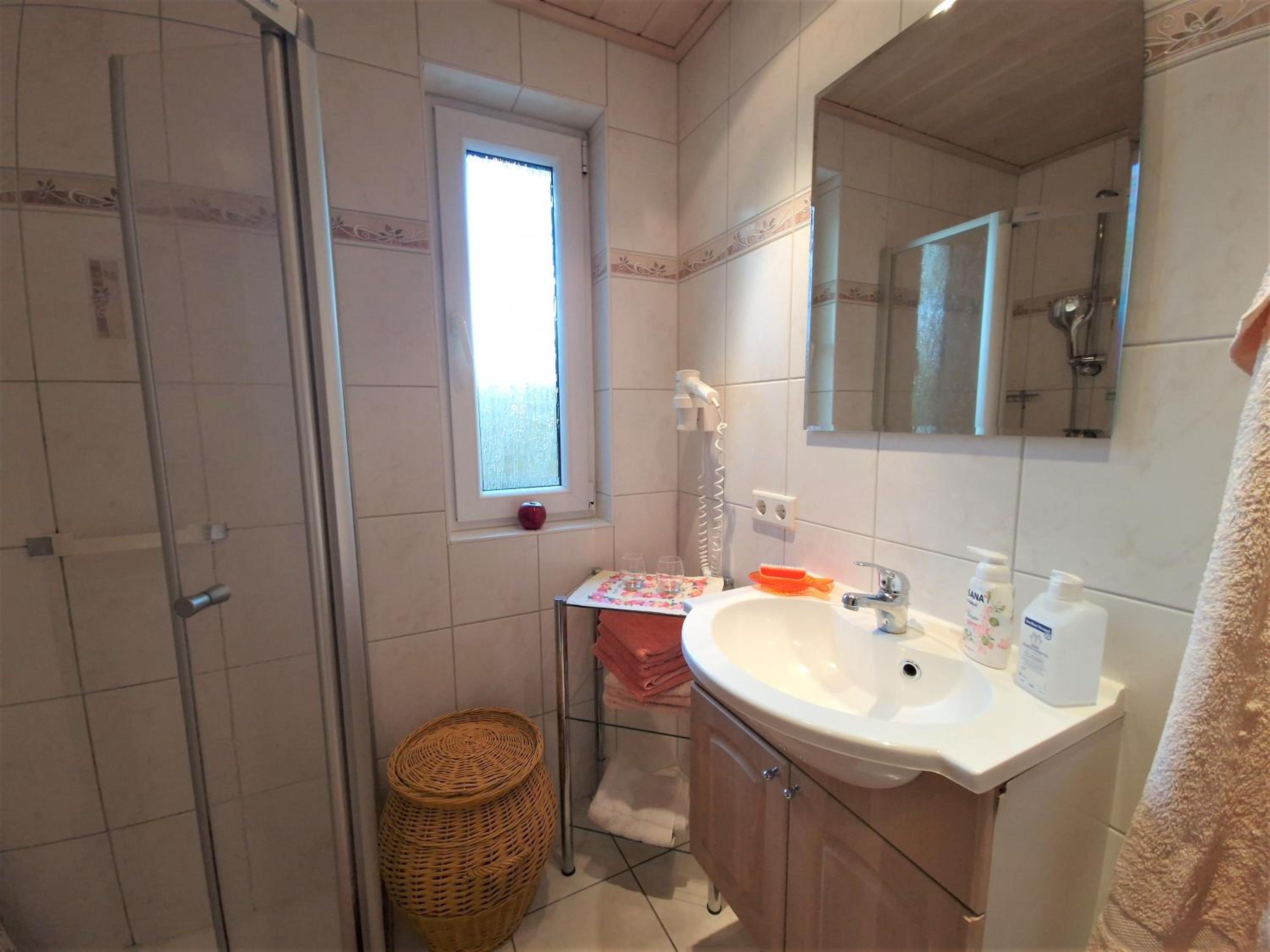 One-Bedroom House photo 2
