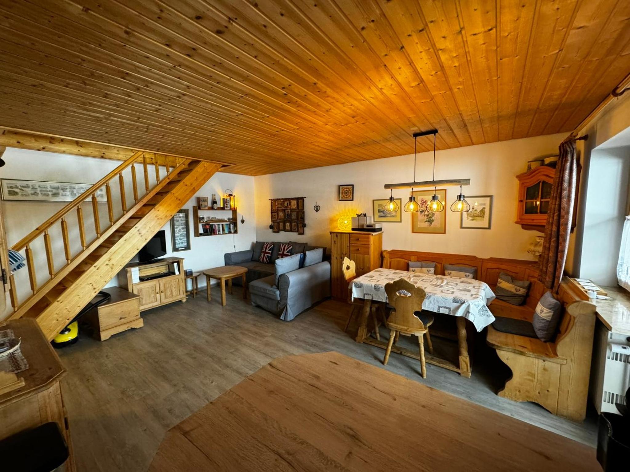 Apartment - Split Level photo 1
