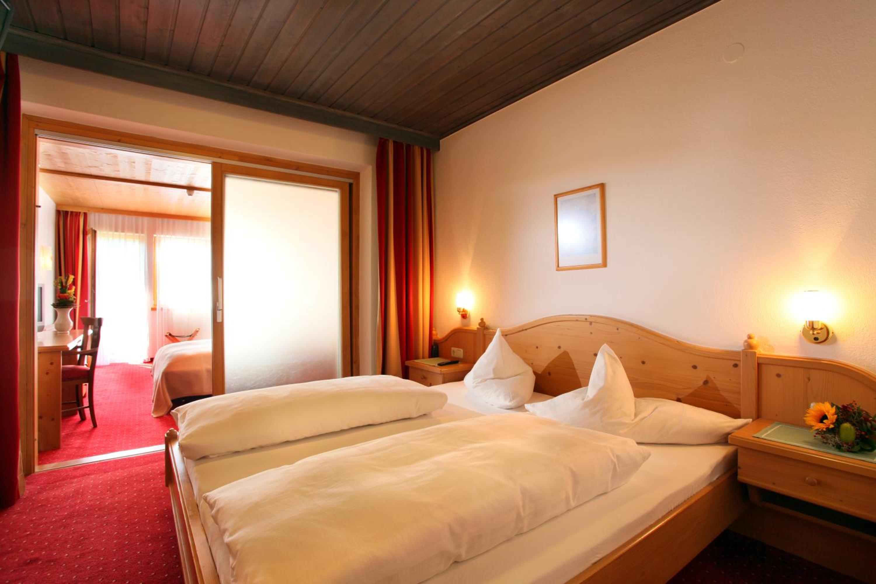 Suite - Photo 4