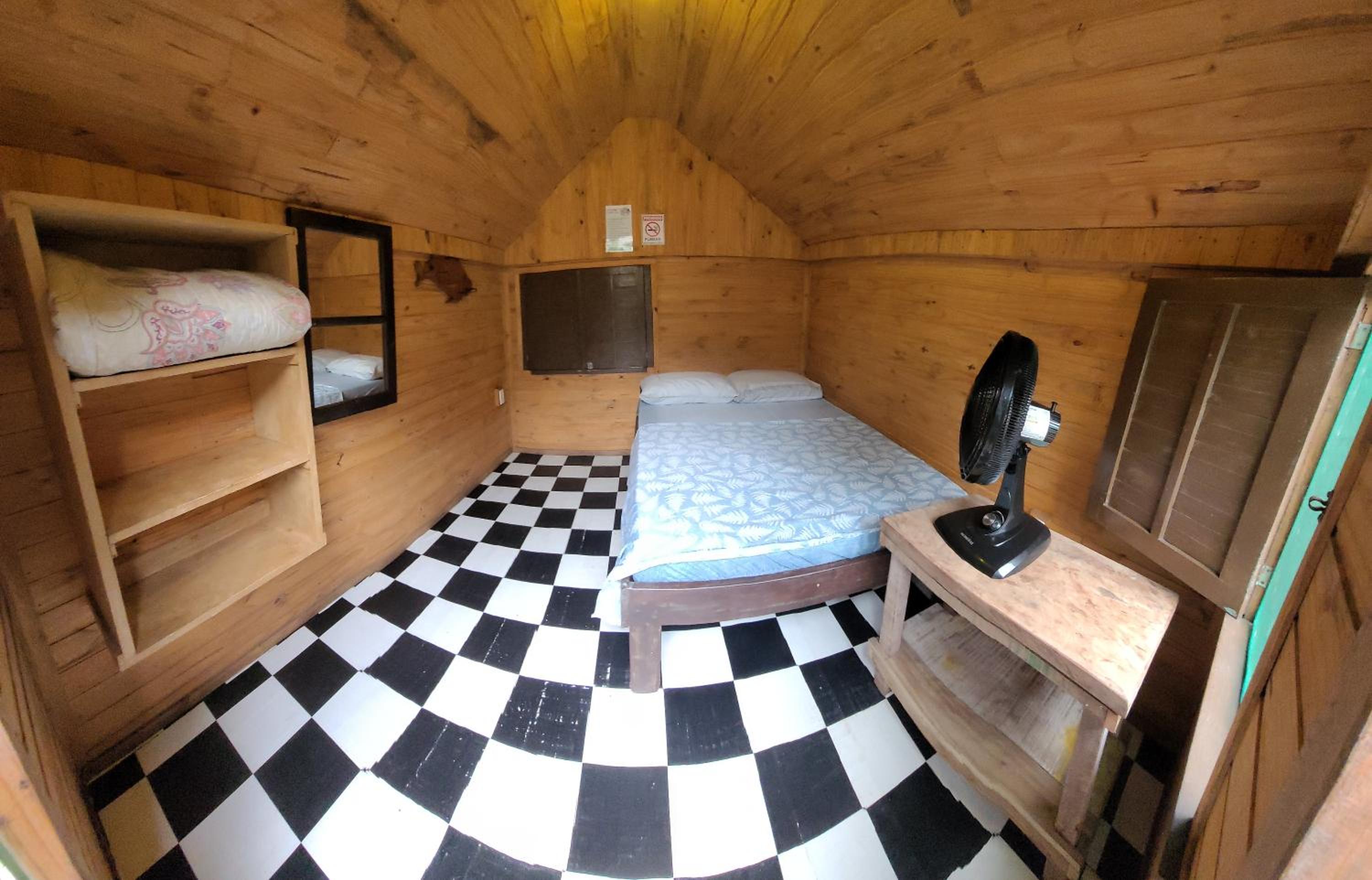 Chalet with Shared Bathroom photo 1