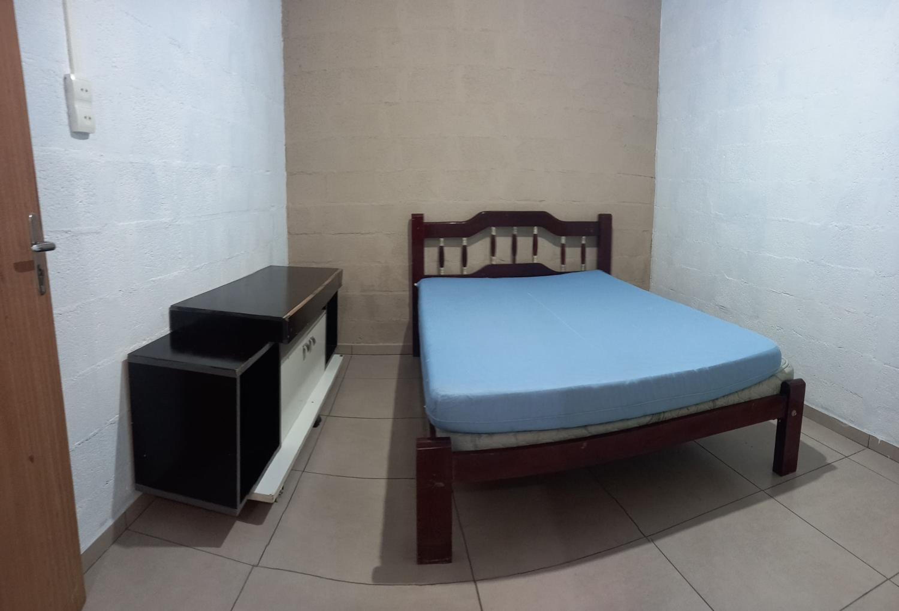 One-Bedroom House photo 1