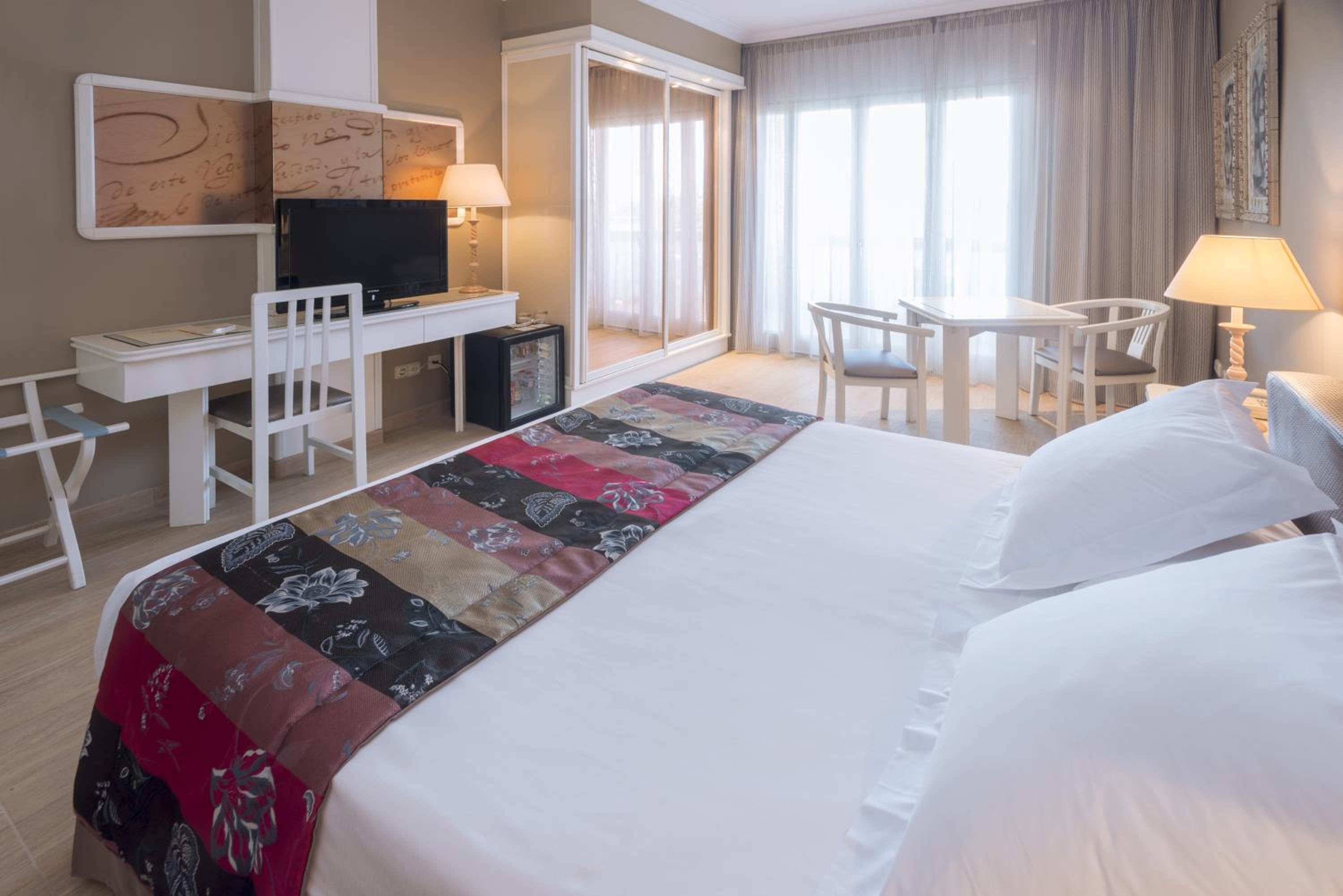 Double Room - Photo 5