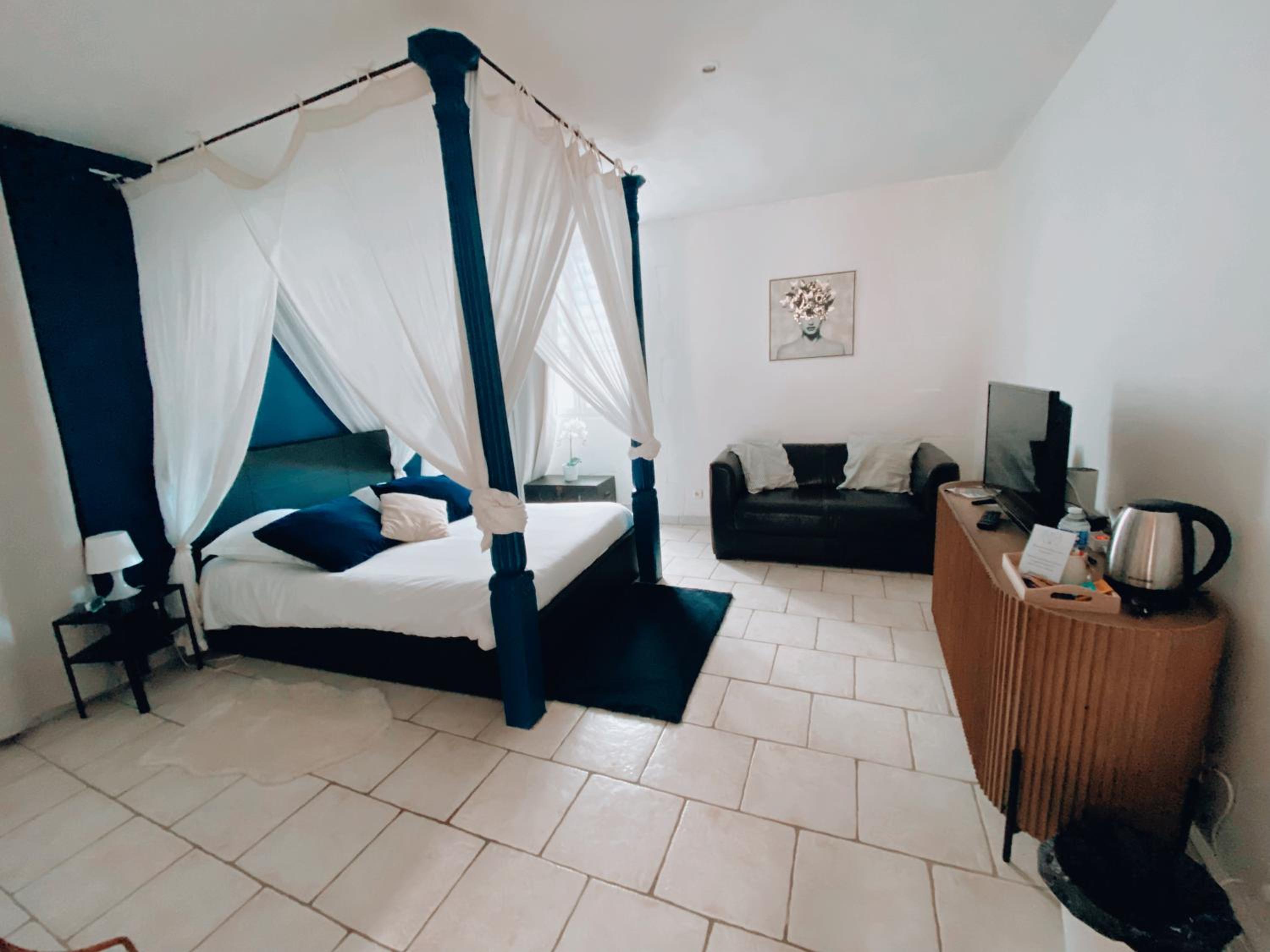Superior Double Room - Photo 1