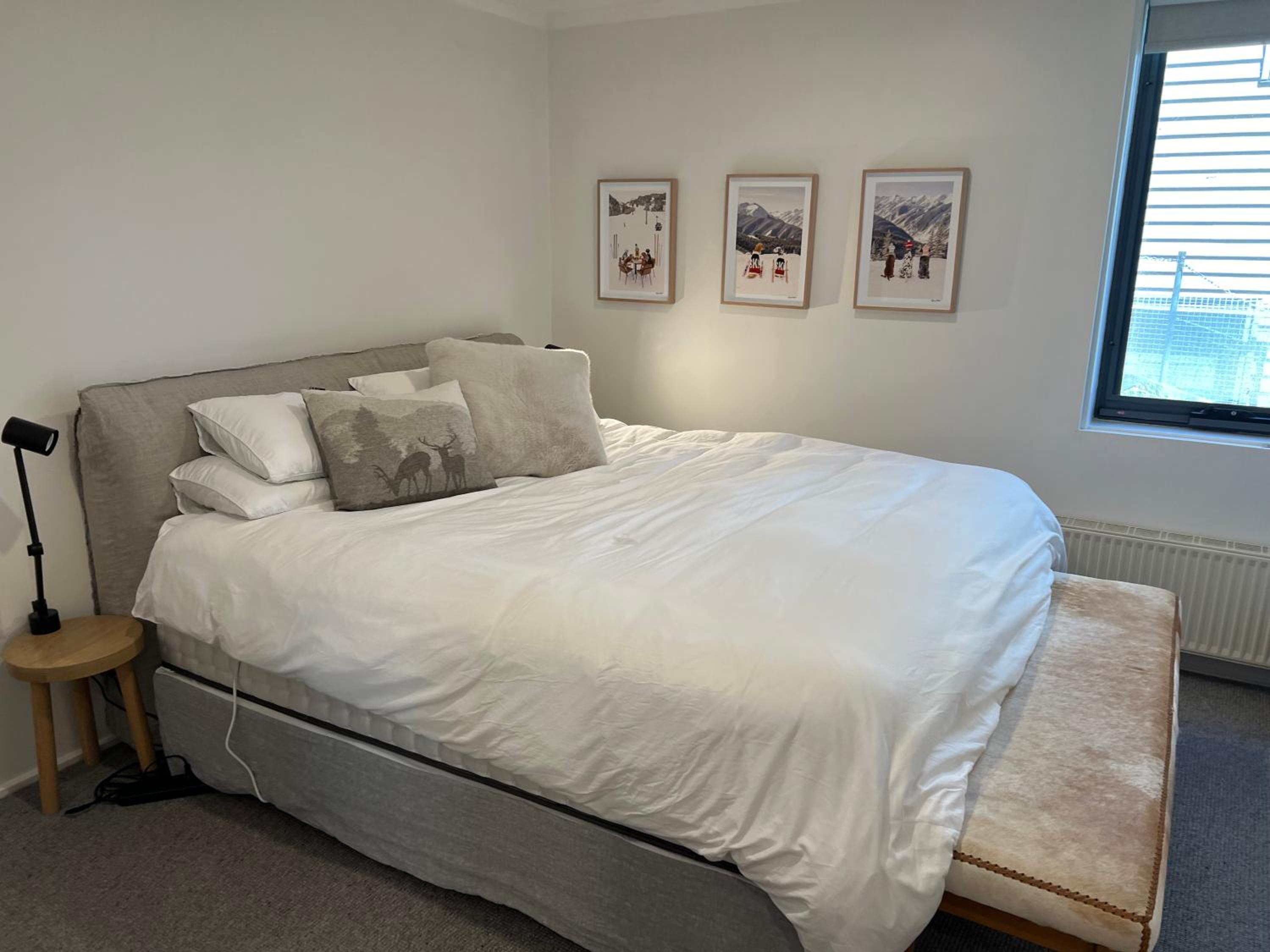 Three-Bedroom Apartment photo 3