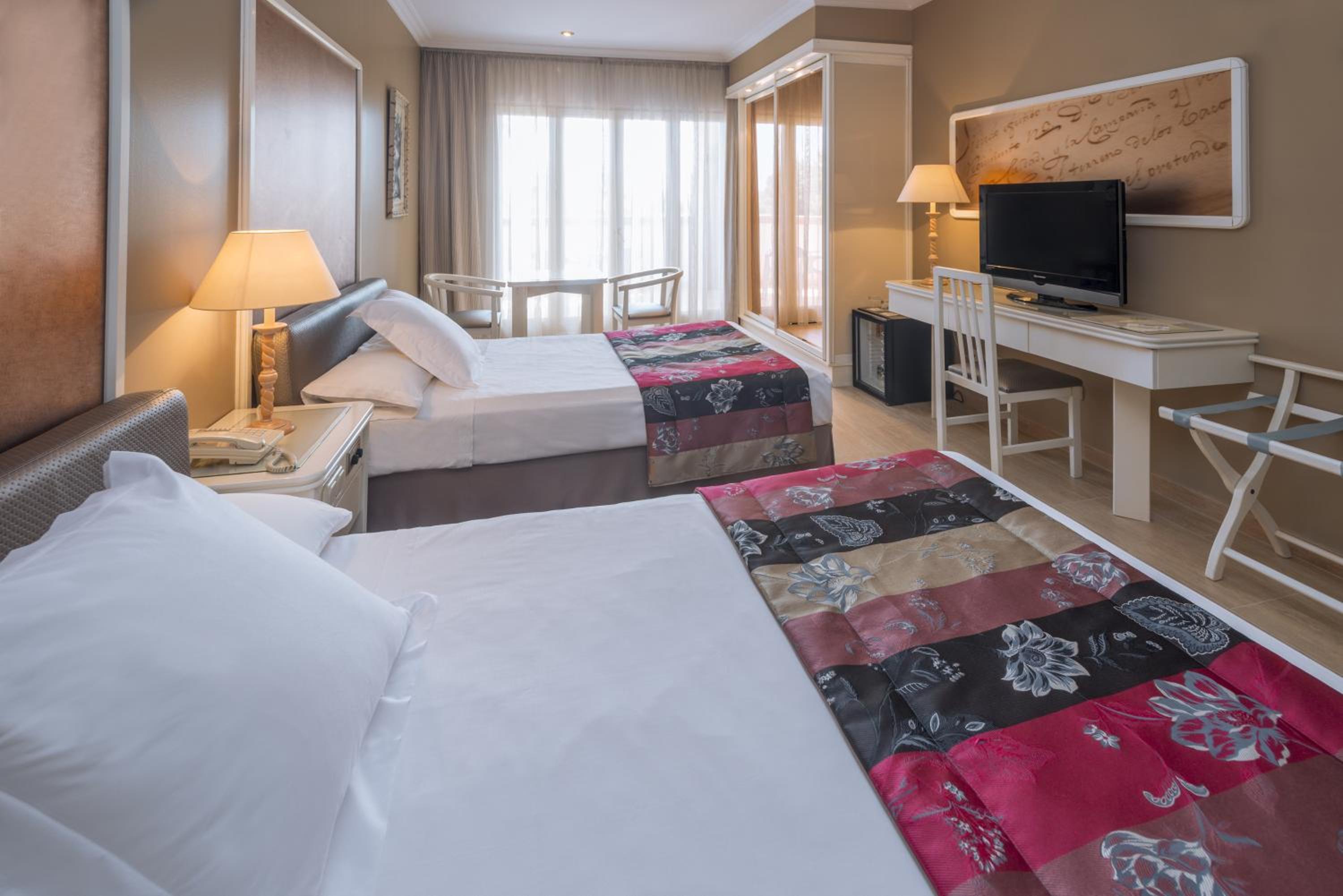 Double Room - Photo 10