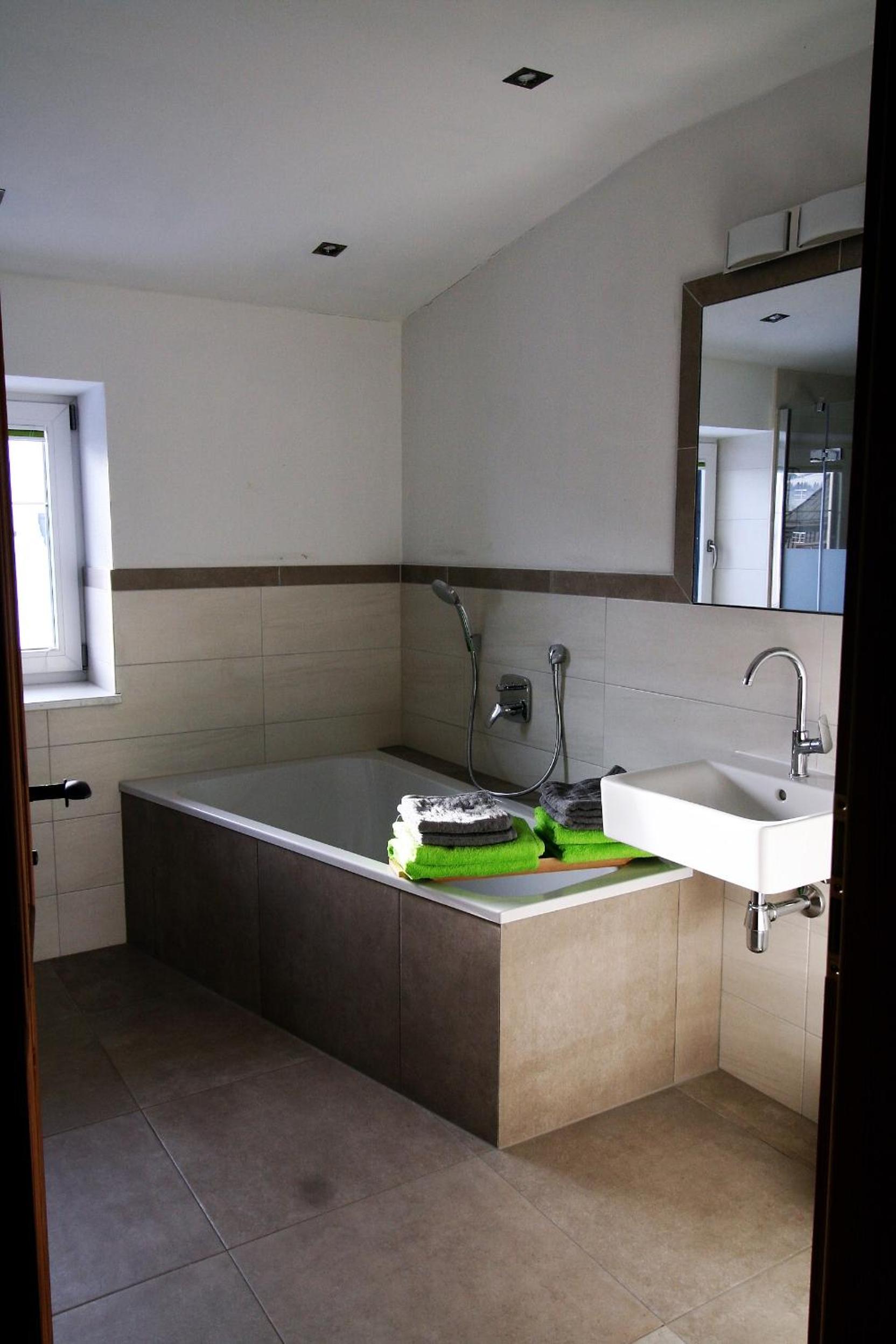 Apartment with Balcony photo 2