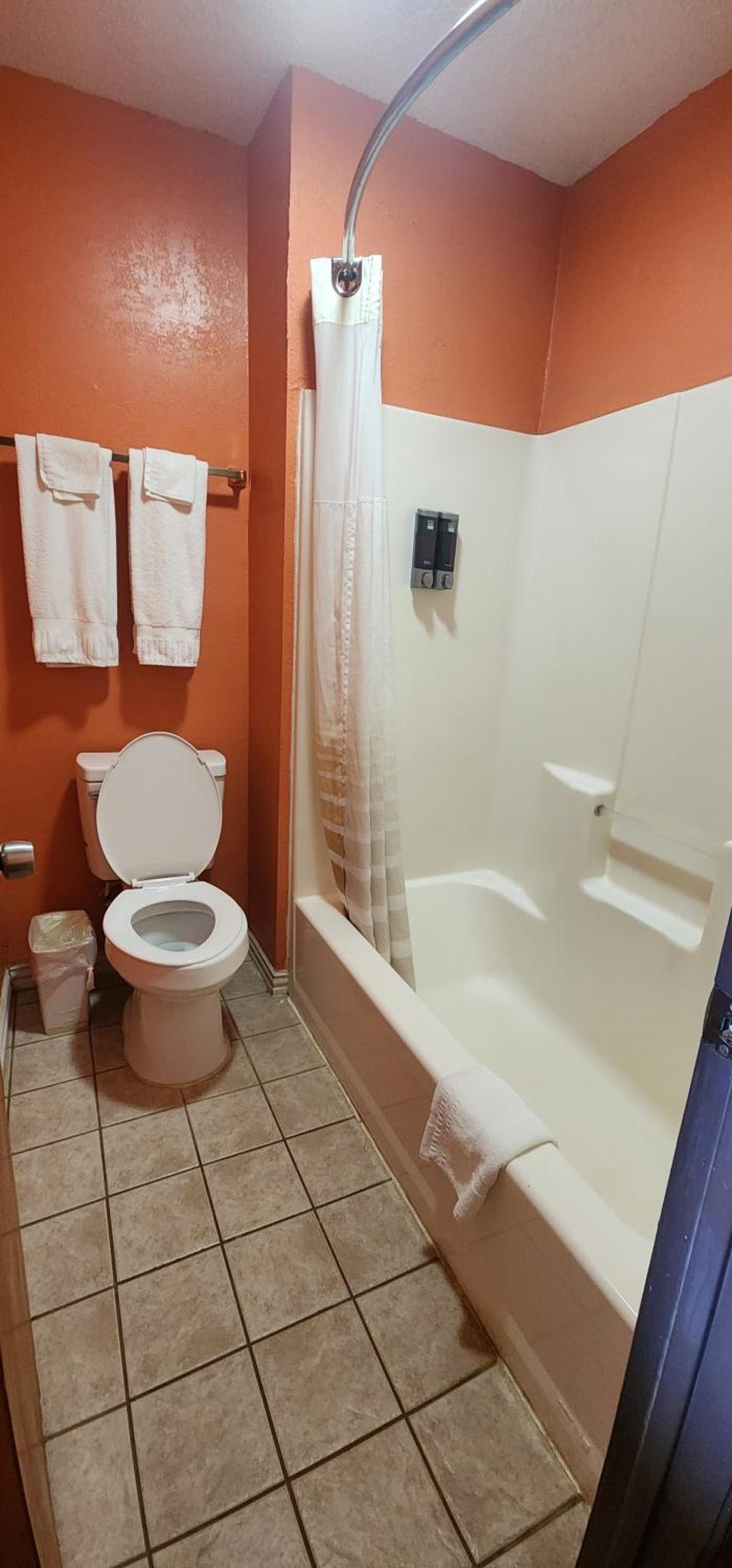 Standard Single Room photo 2