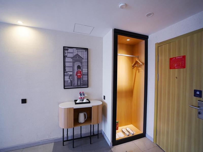 Double Room With View