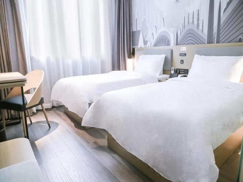 Deluxe Twin Room With Mahjong photo 1