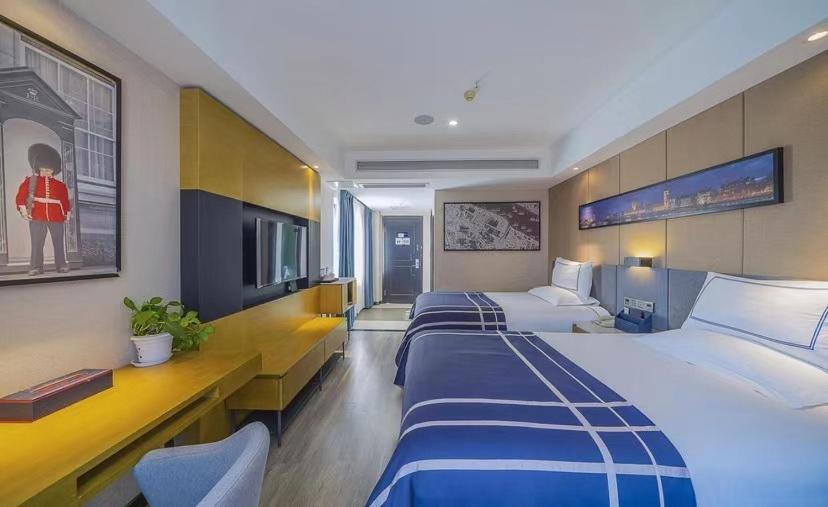 Deluxe Twin Room  photo 1