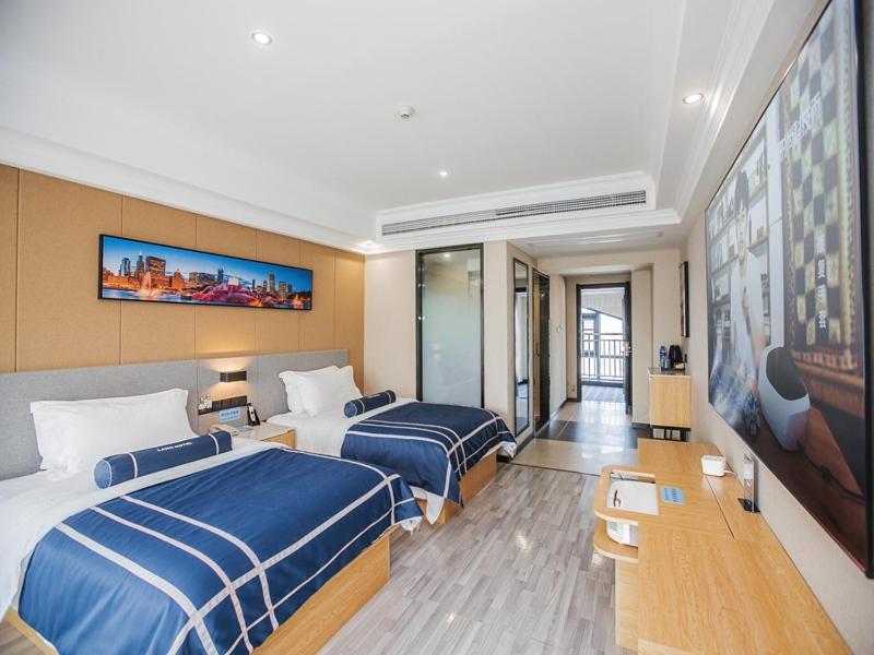 Twin Room With Special Theme  photo 1