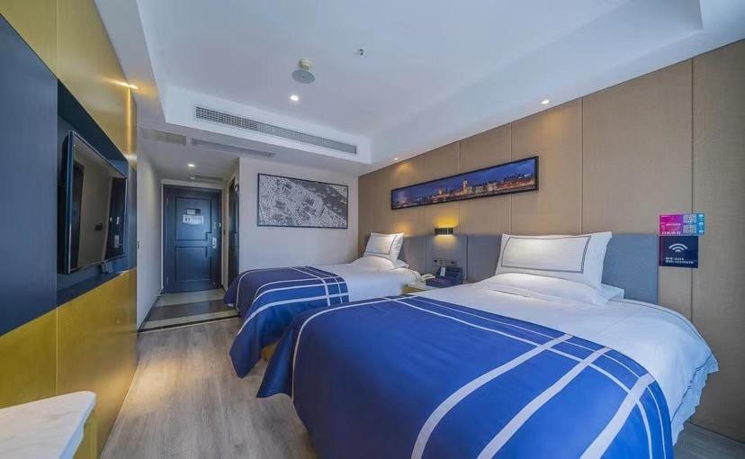 Lanyi Twin Room photo 1
