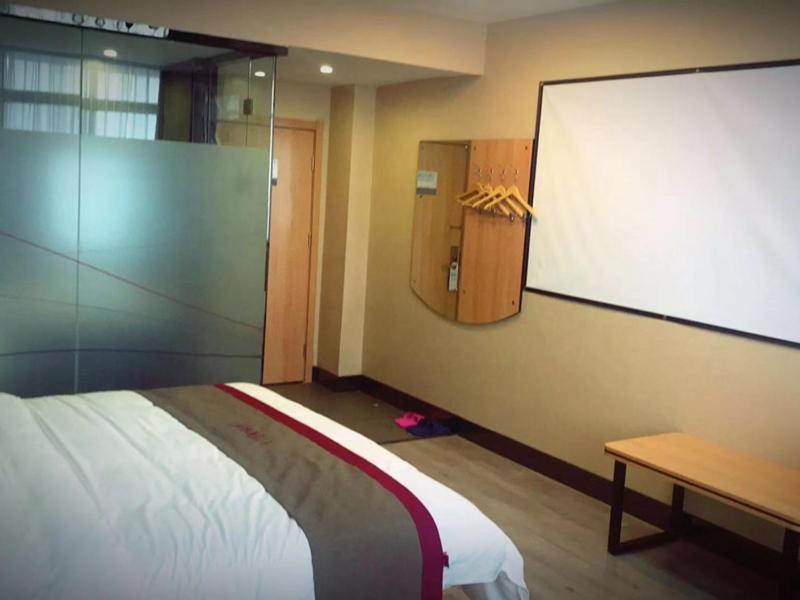 Double Room with Movie photo 2