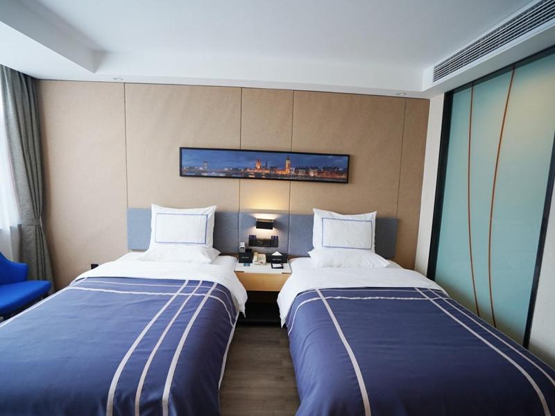 Superior Twin Room photo 2