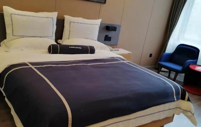 Deluxe King Room photo 3