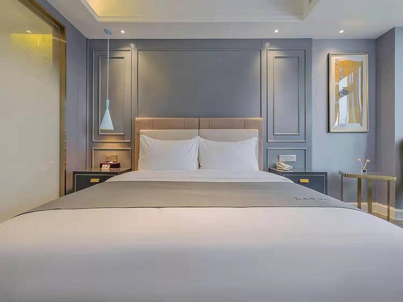 Double Room With View