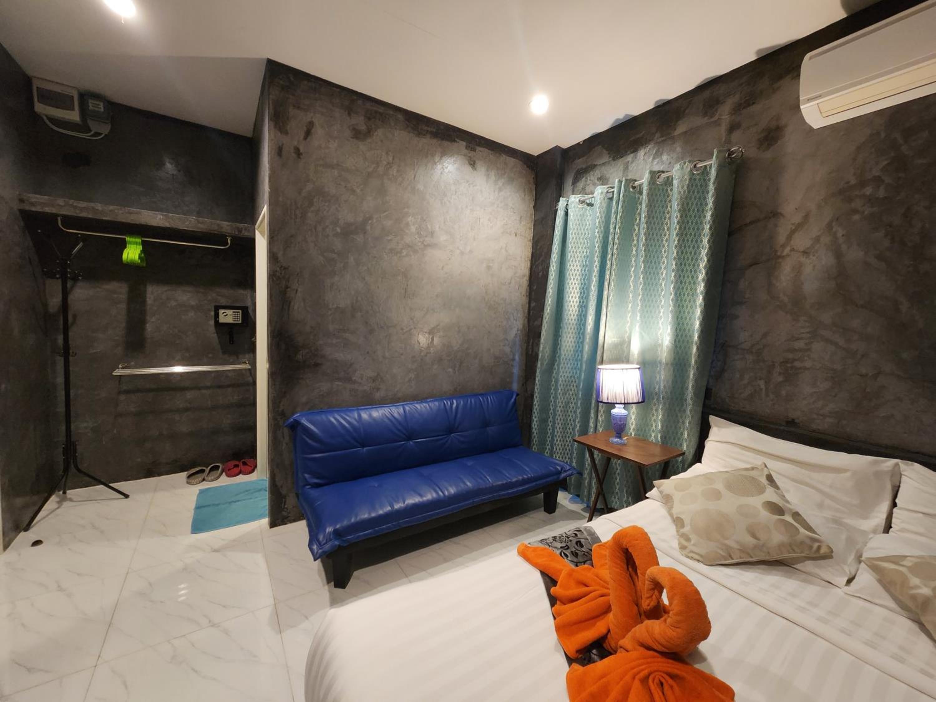 Deluxe Room with Garden View - Photo 5