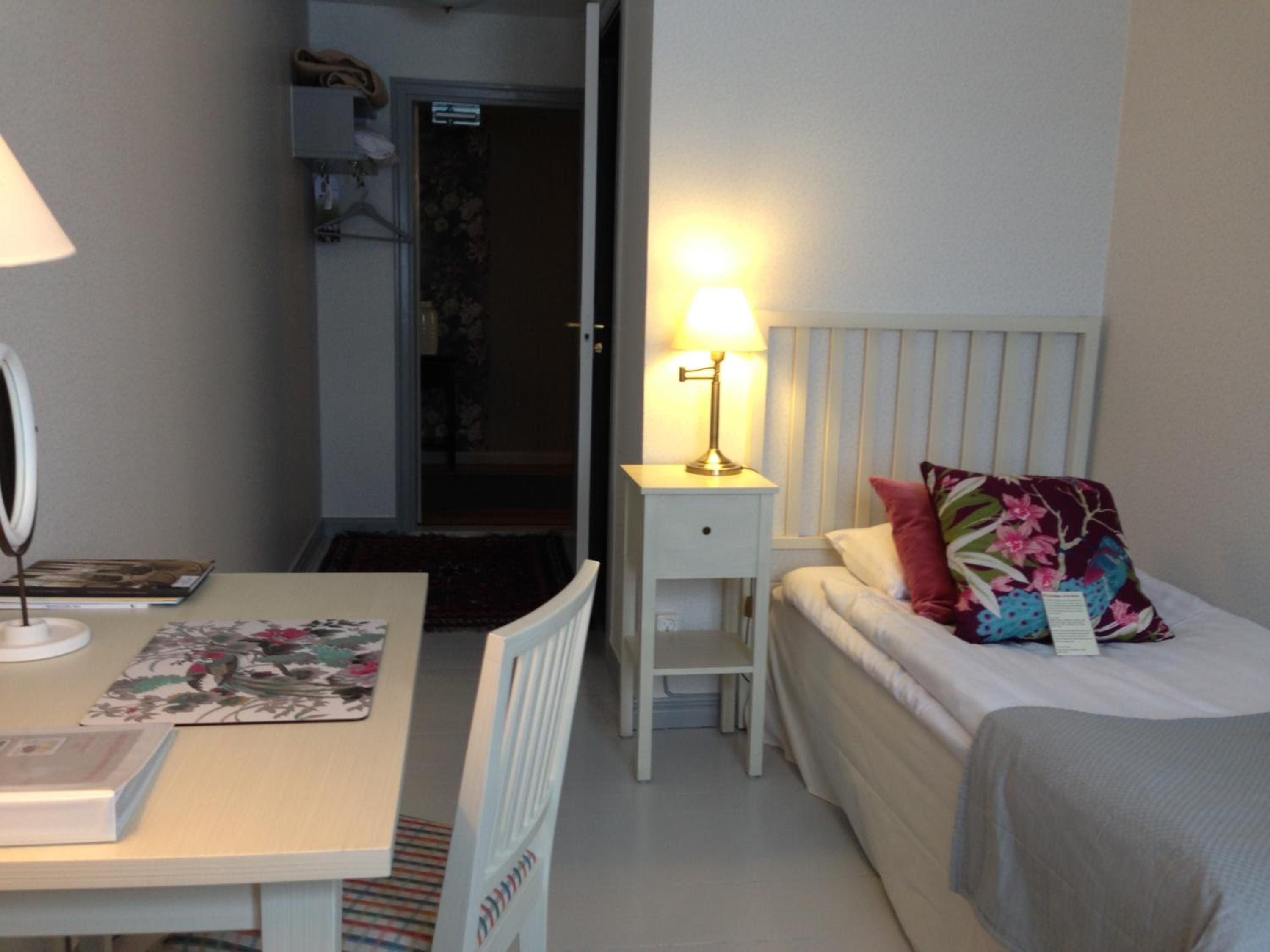 Single Room with Lake View