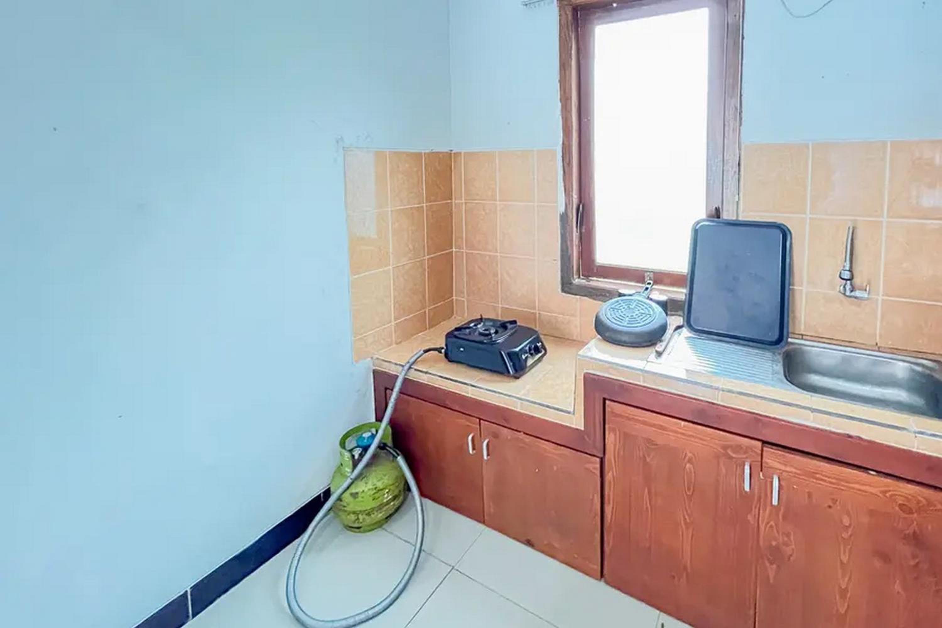 Standard Double Room - Photo 7
