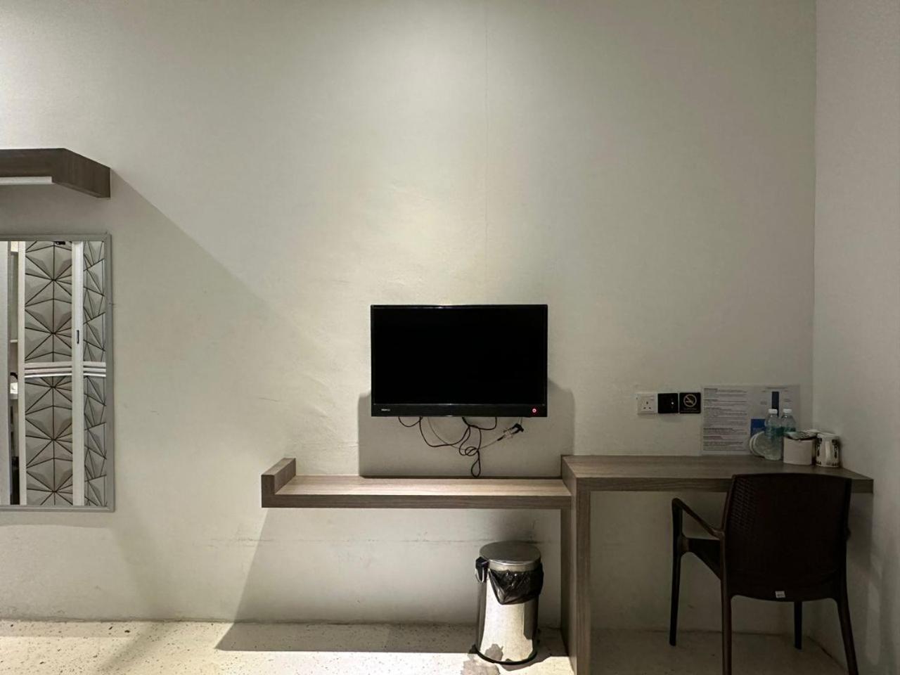 Deluxe Twin Room - Photo 3